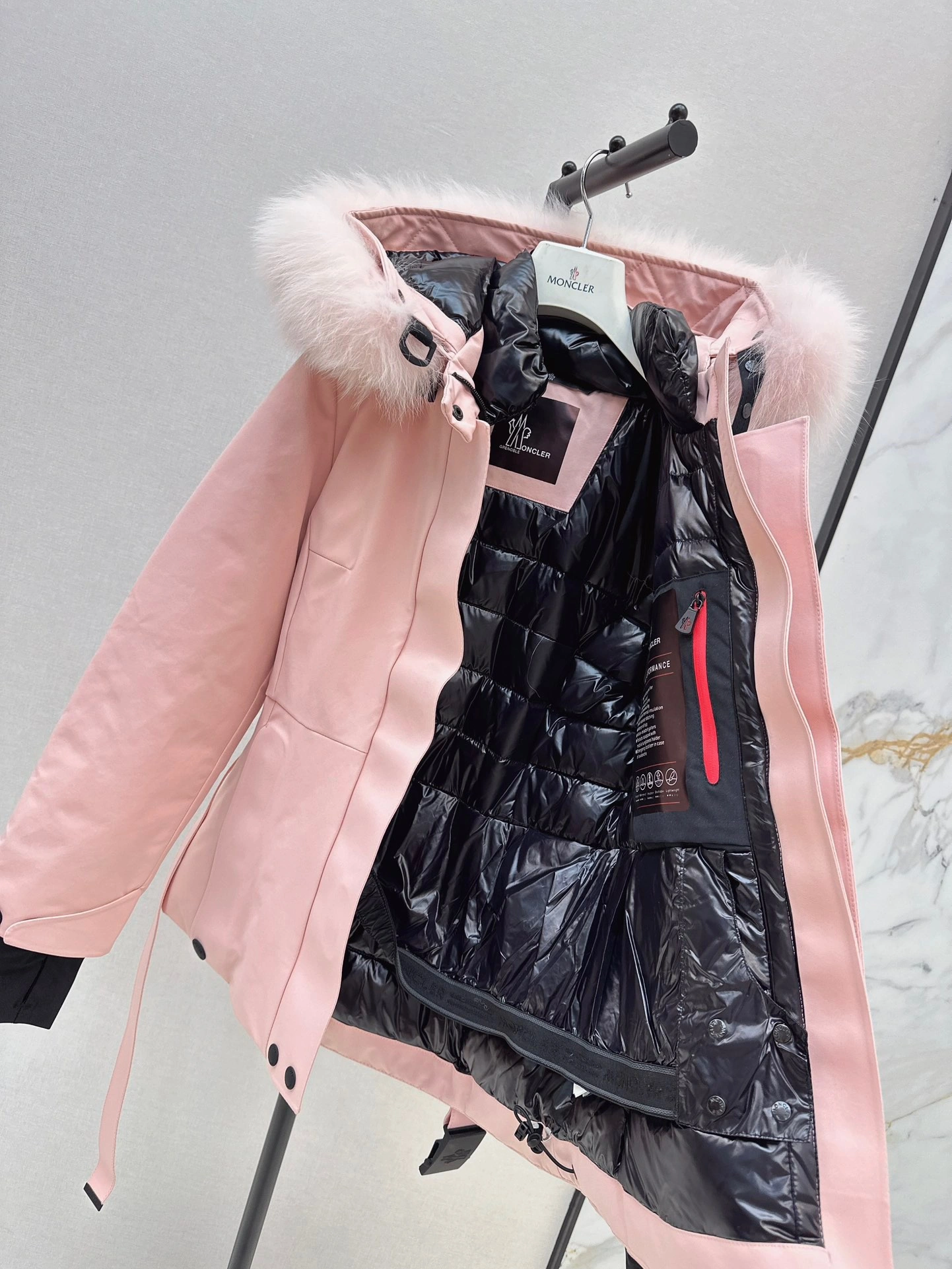 Moncler Down Jackets Durable 145867