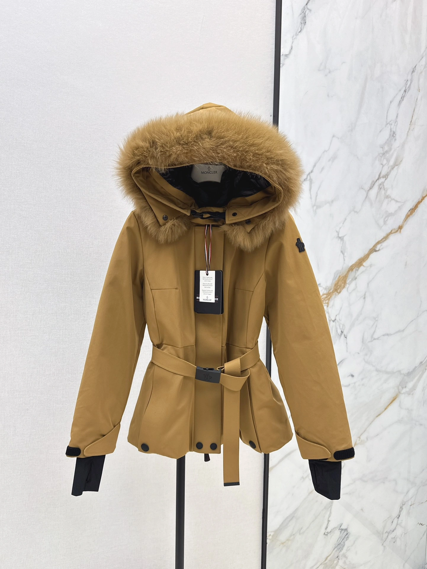 Moncler Down Jackets AllSeason 145872