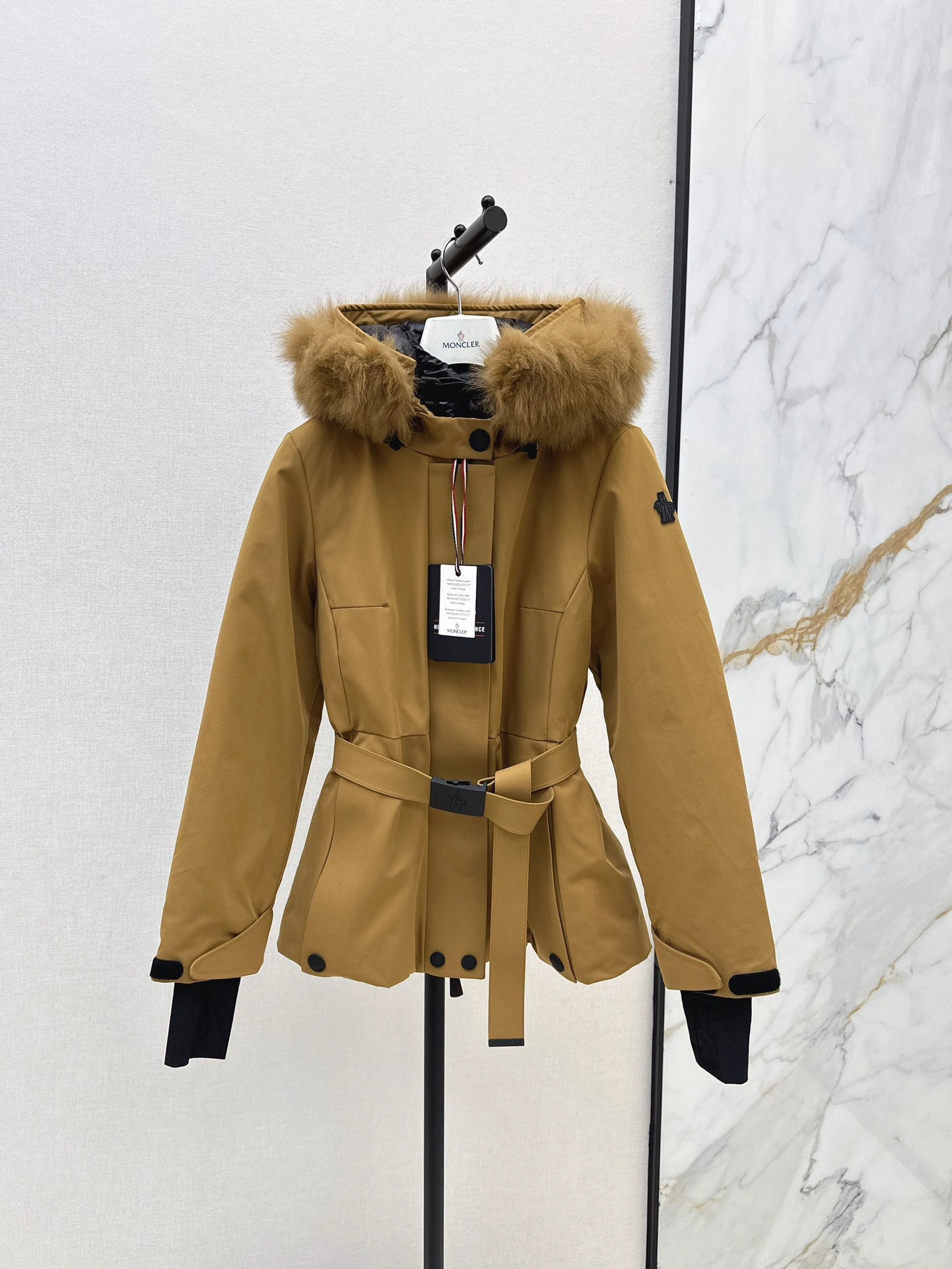 Moncler Down Jackets AllSeason 145872