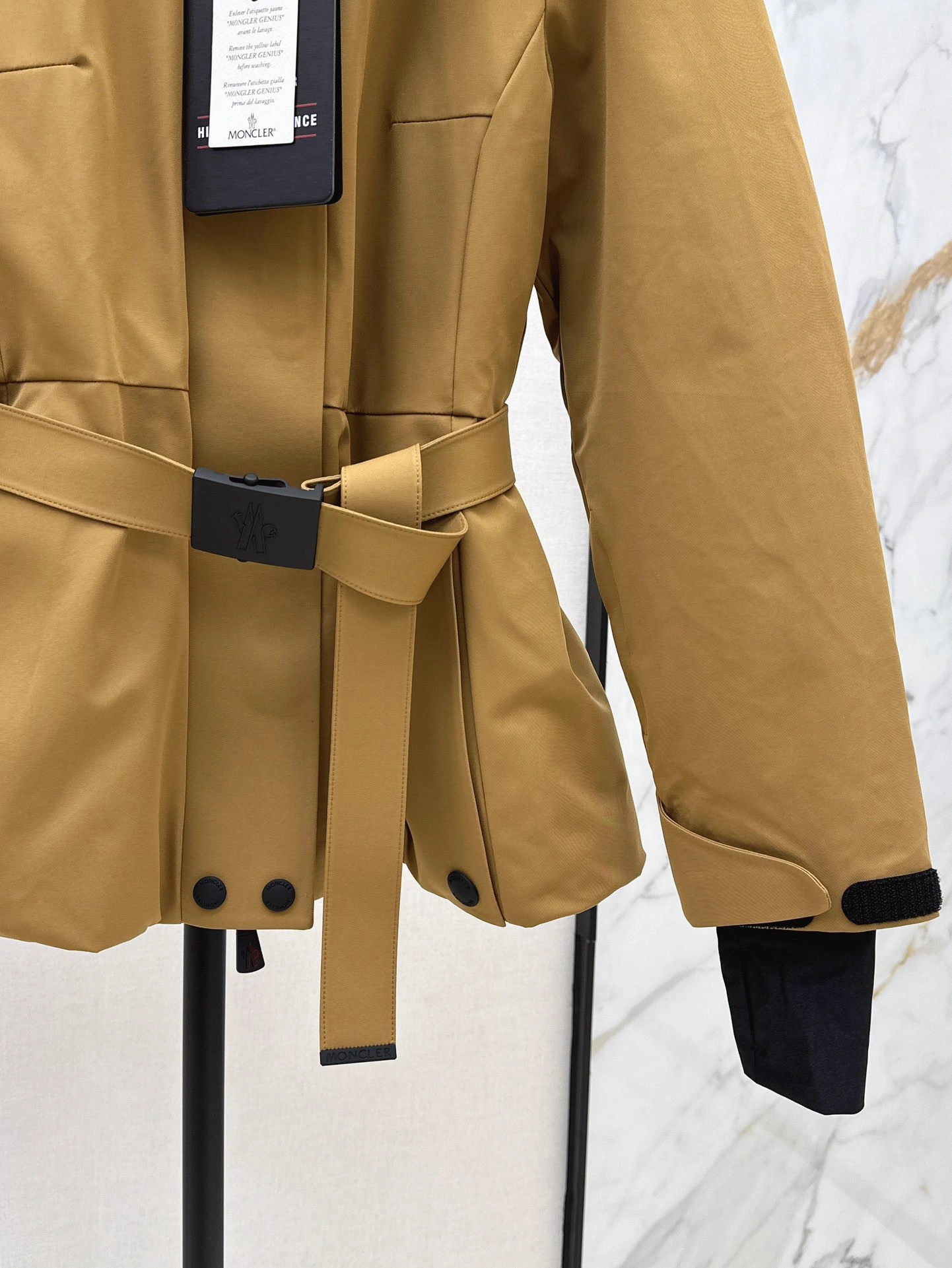 Moncler Down Jackets AllSeason 145872