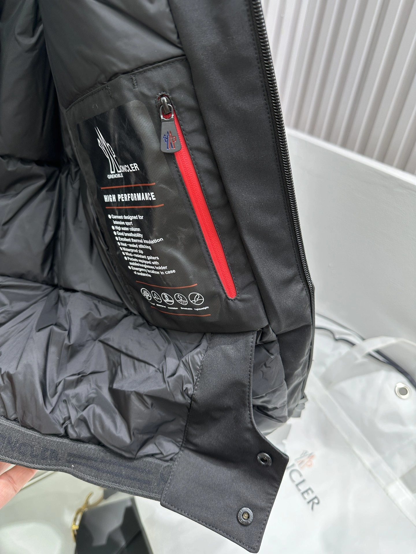 Packable Moncler Down Jackets 145878