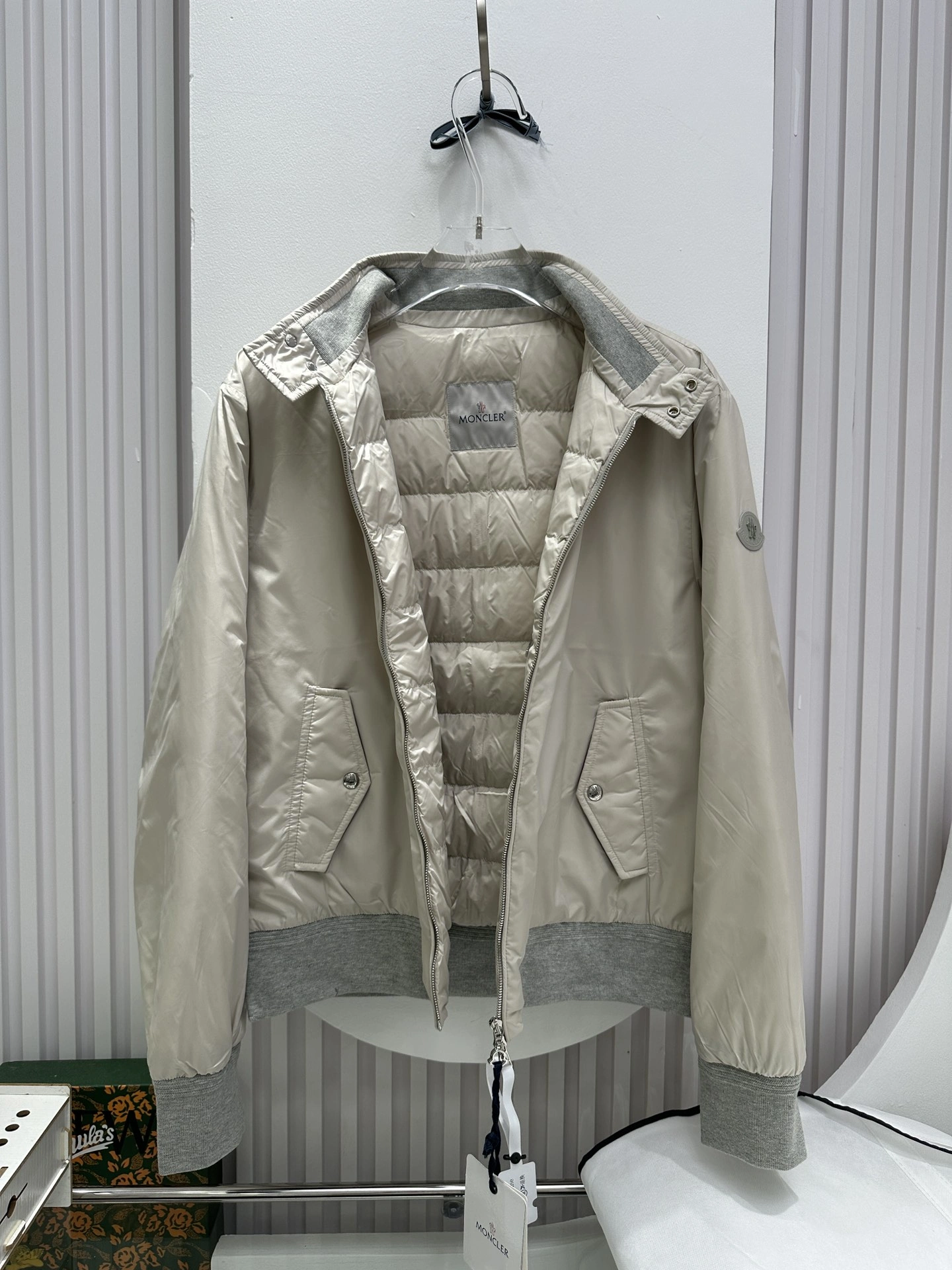Sporty Moncler Down Jackets 145883