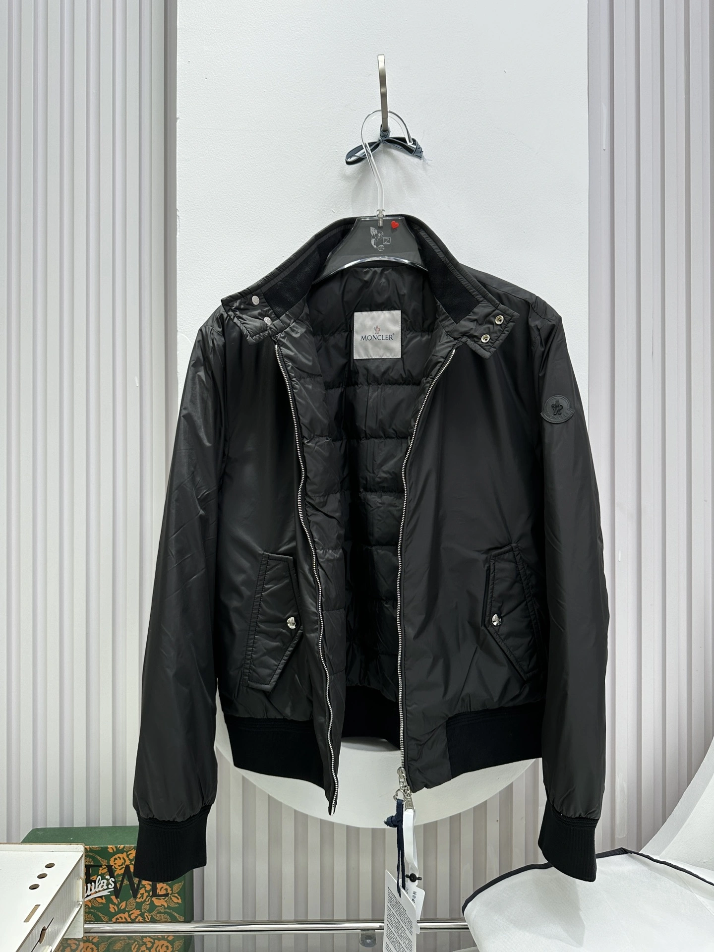 Comfortable Moncler Down Jackets 145876