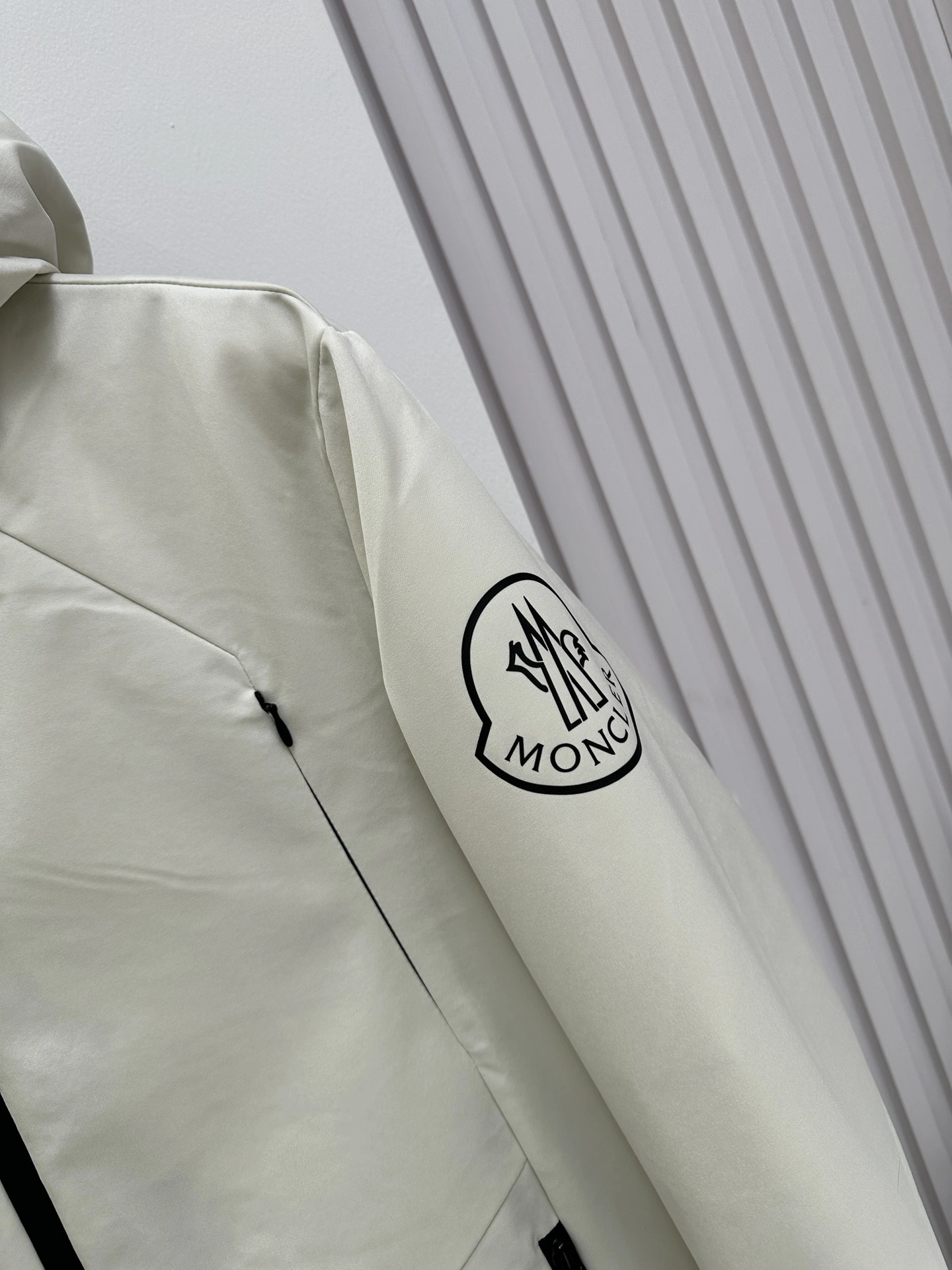 Sustainable Moncler Down Jackets 145866