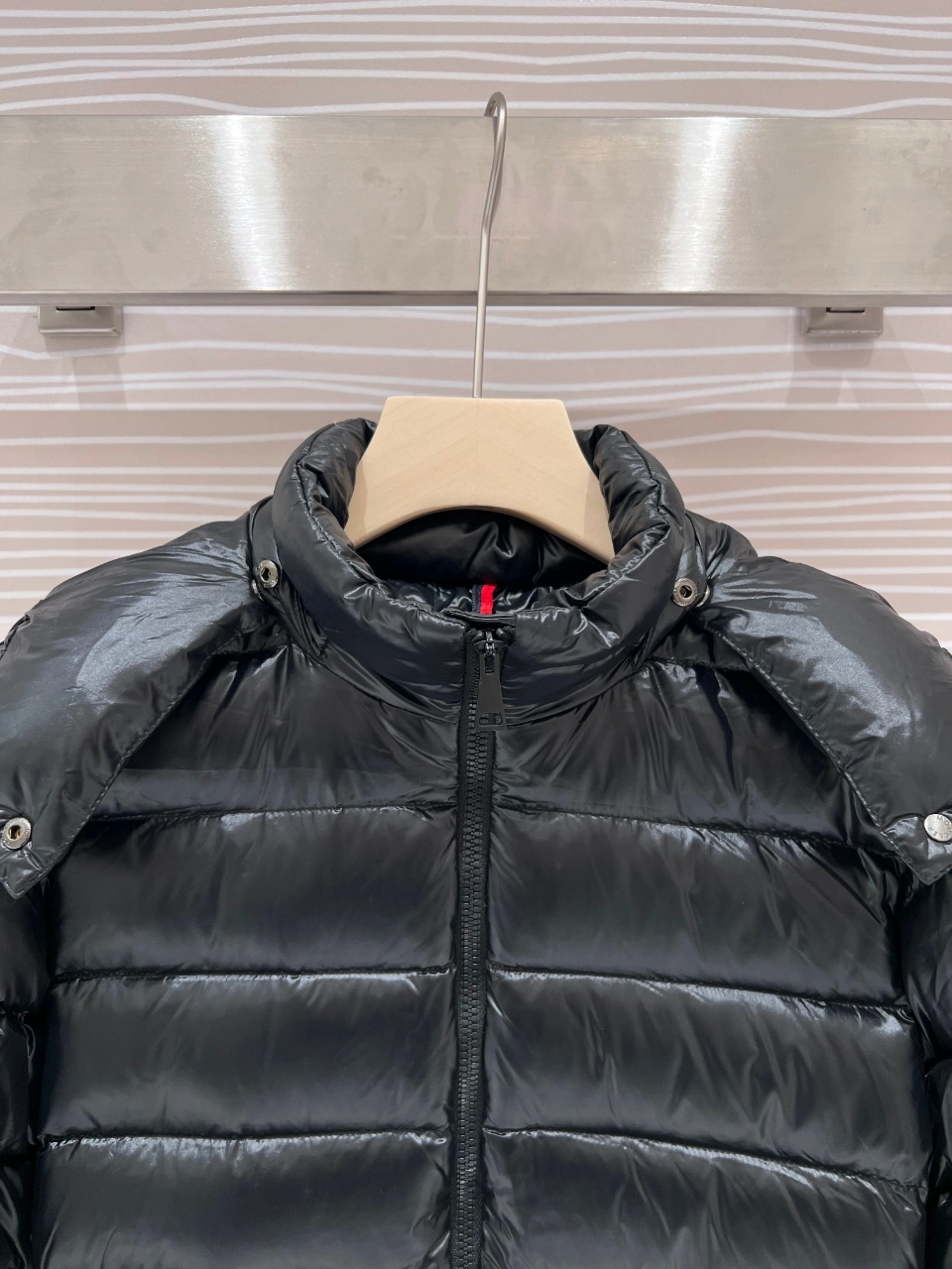 Moncler Down Jackets Durable 145873