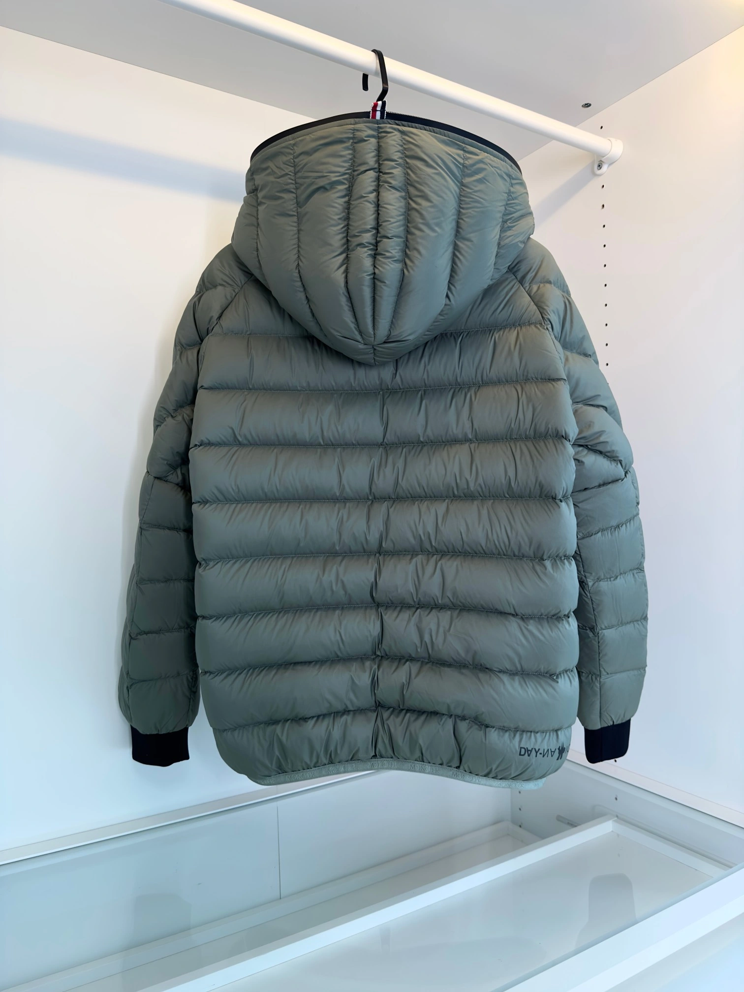 Moncler Down Jackets Unisex 145847