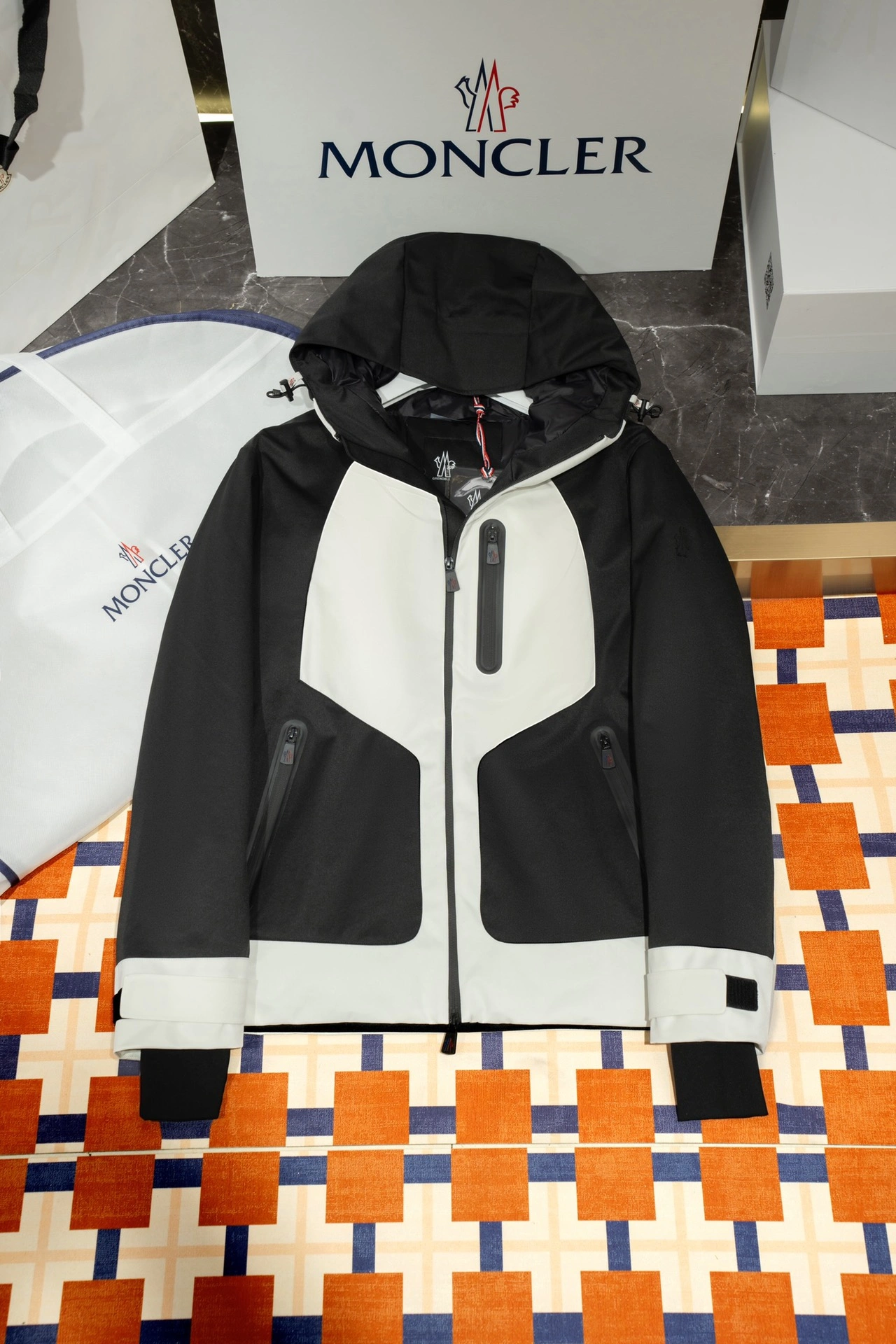 Moncler Down Jackets Trendy 145849