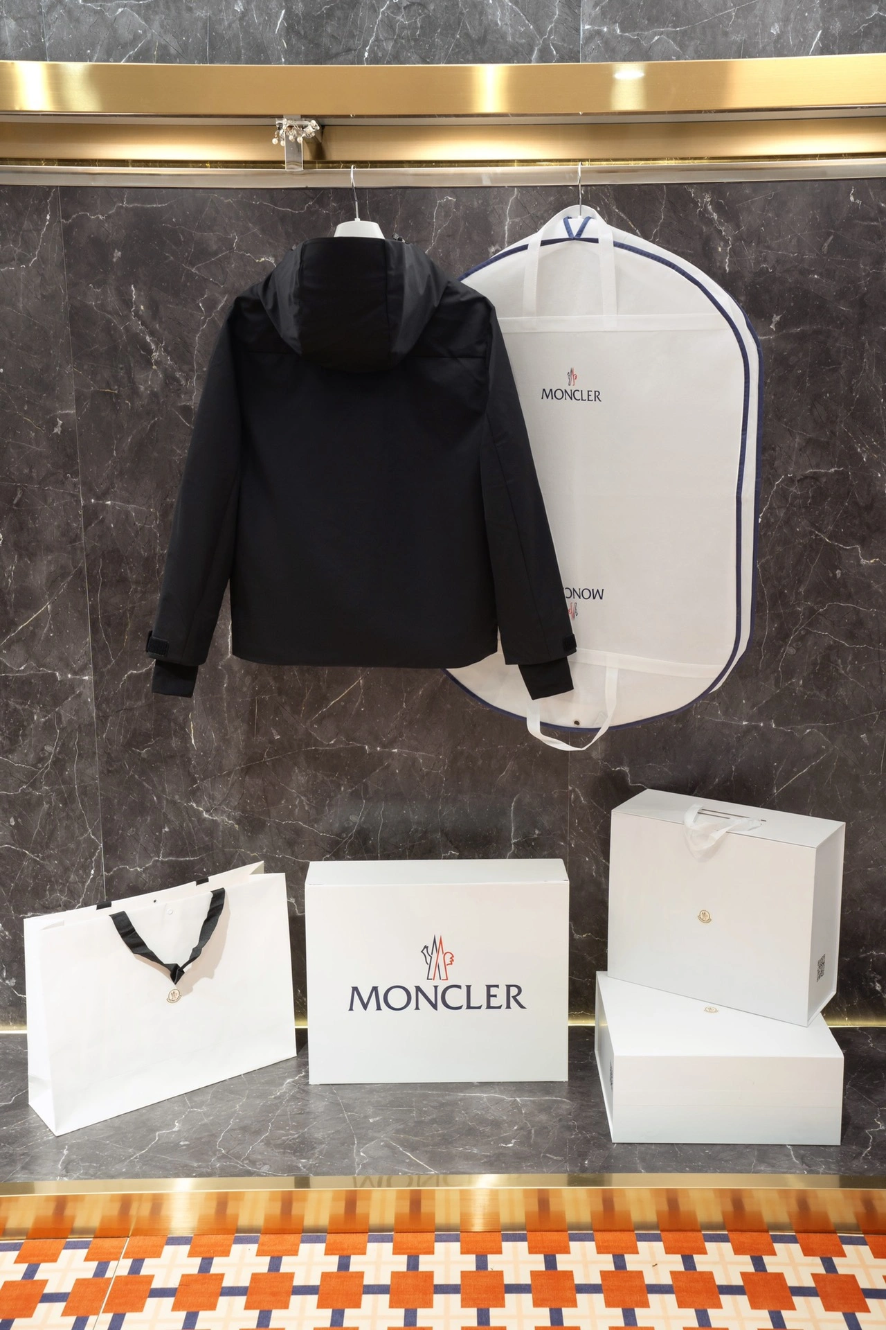 Tailored Moncler Down Jackets 145848