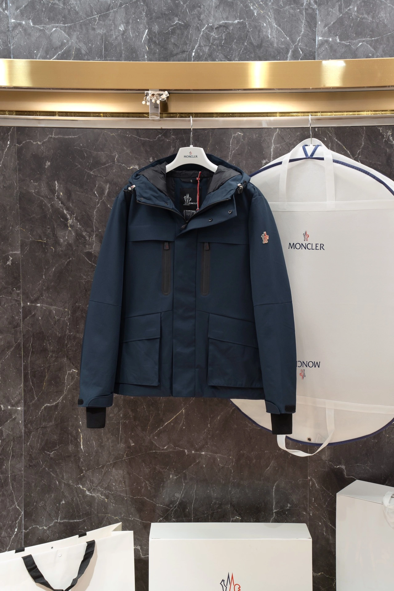 Moncler Down Jackets DailyWear 145843