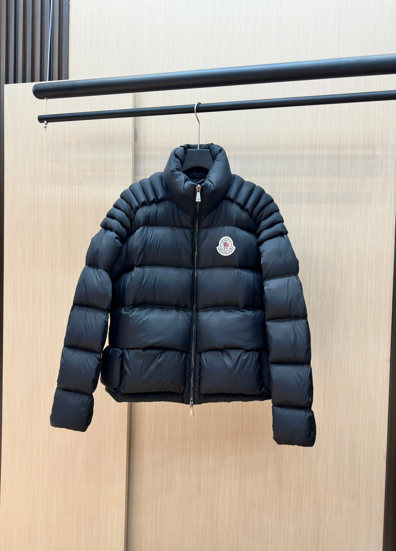 FreshLook Moncler Down Jackets 145839