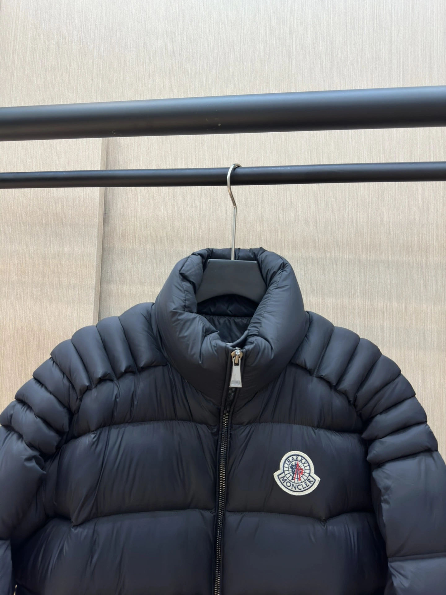FreshLook Moncler Down Jackets 145839