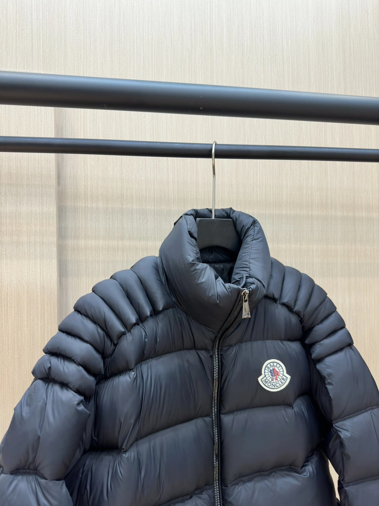 FreshLook Moncler Down Jackets 145839