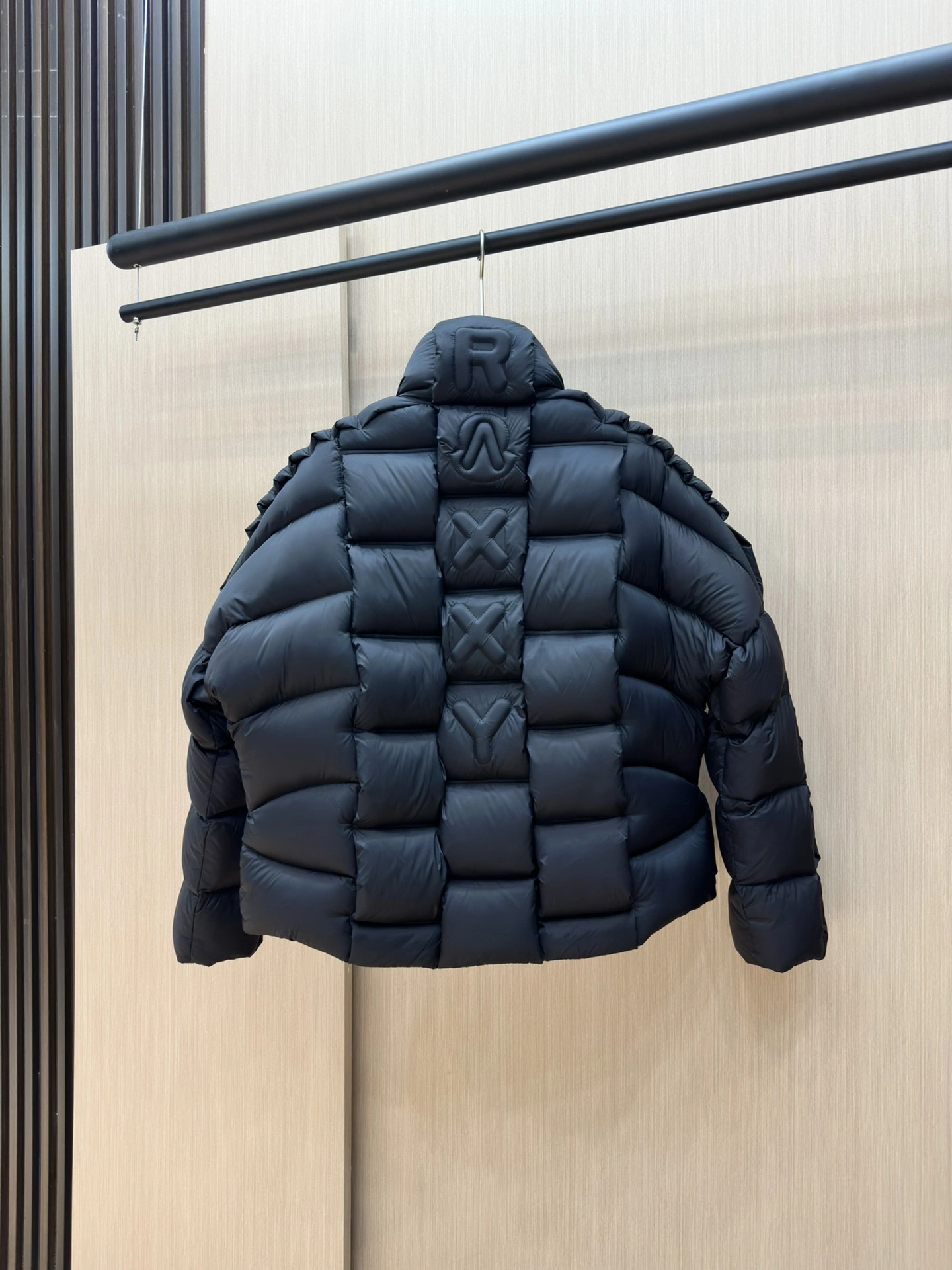 FreshLook Moncler Down Jackets 145839