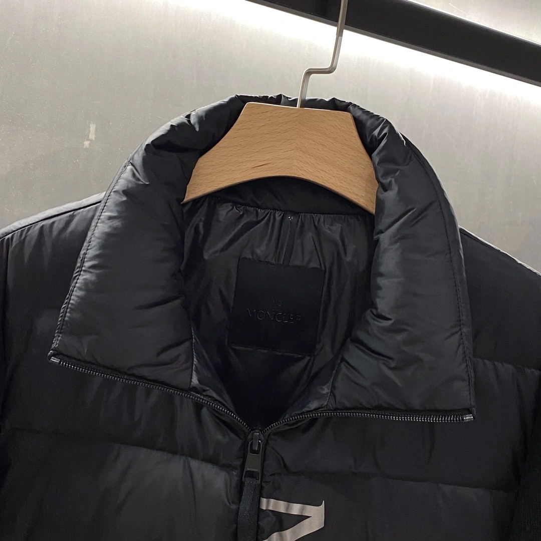 Moncler Down Jackets Modern 145828