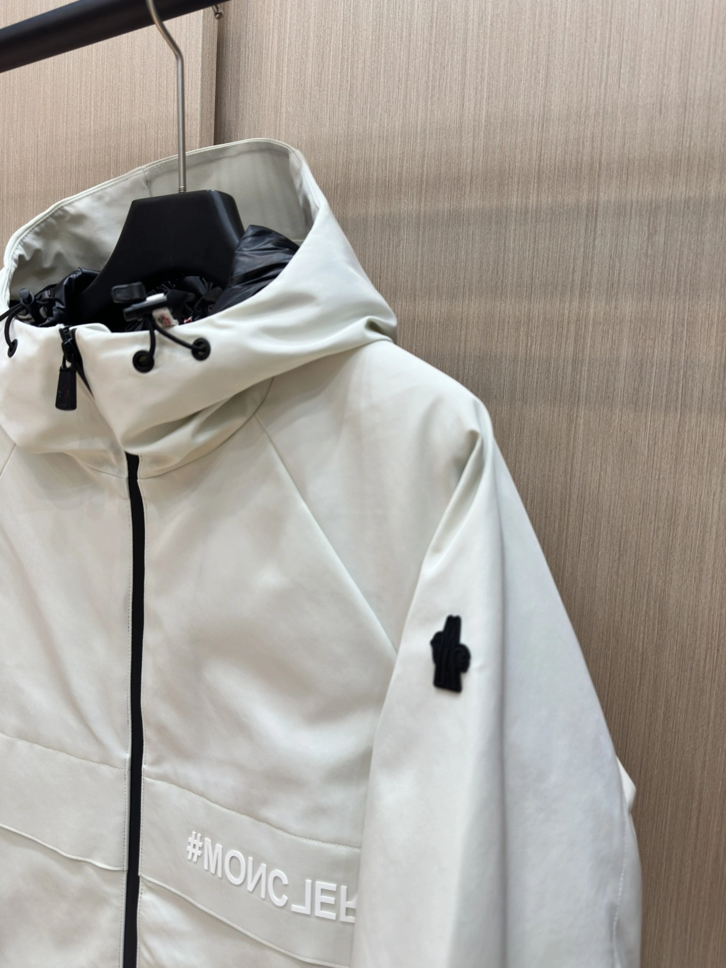 Moncler Down Jackets Reliable 145831