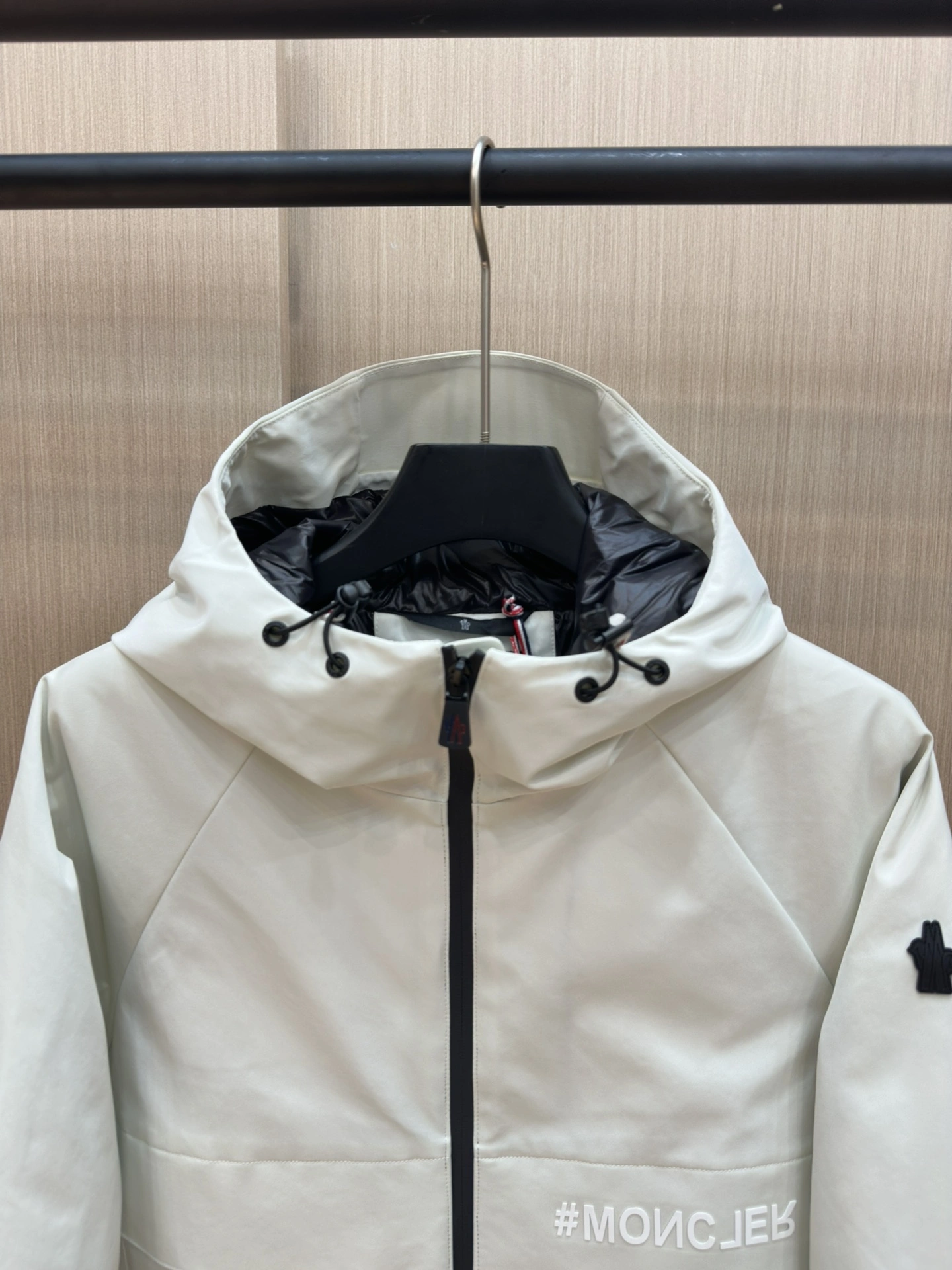 Moncler Down Jackets Reliable 145831