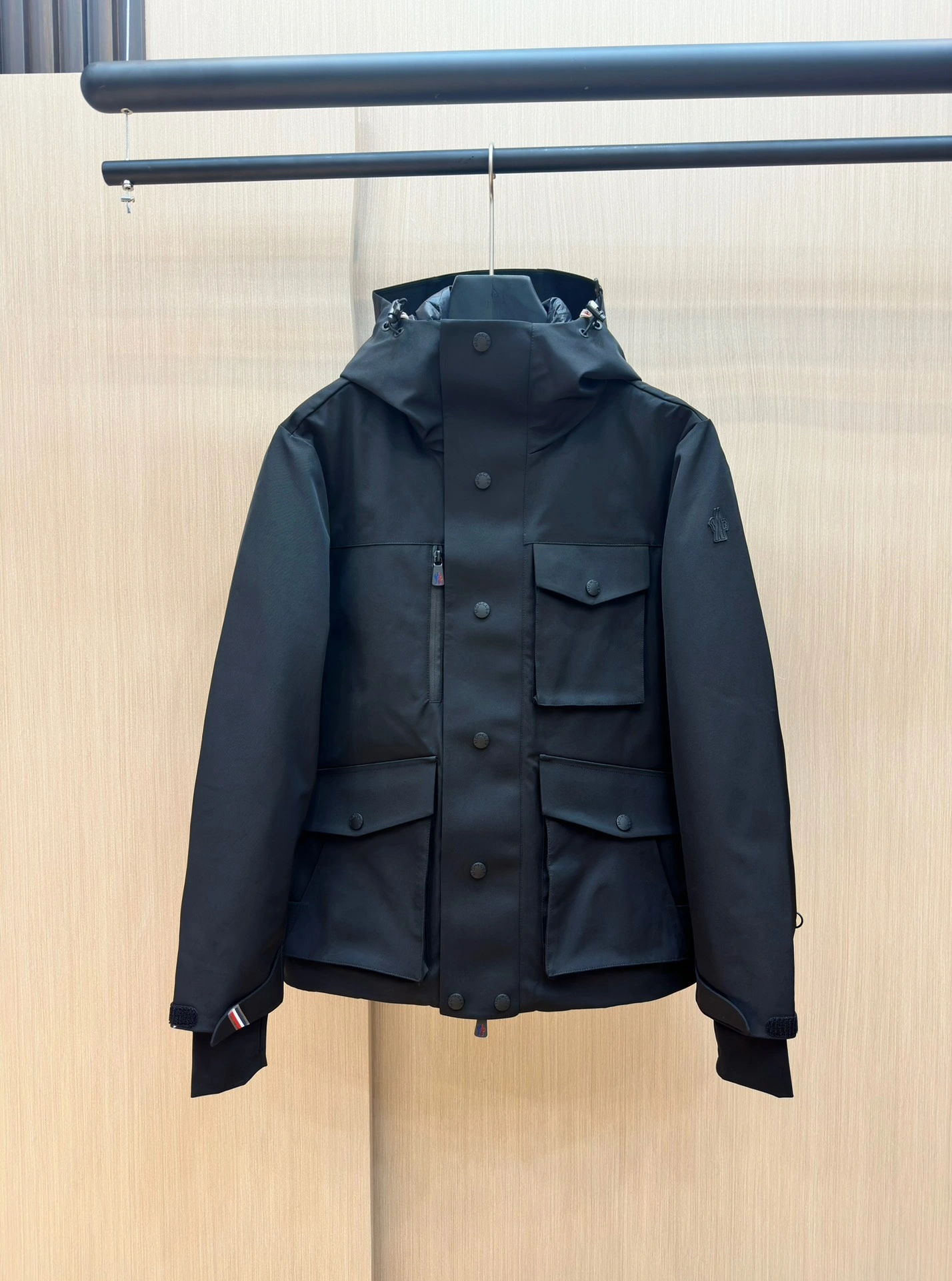Practical Moncler Down Jackets 145833