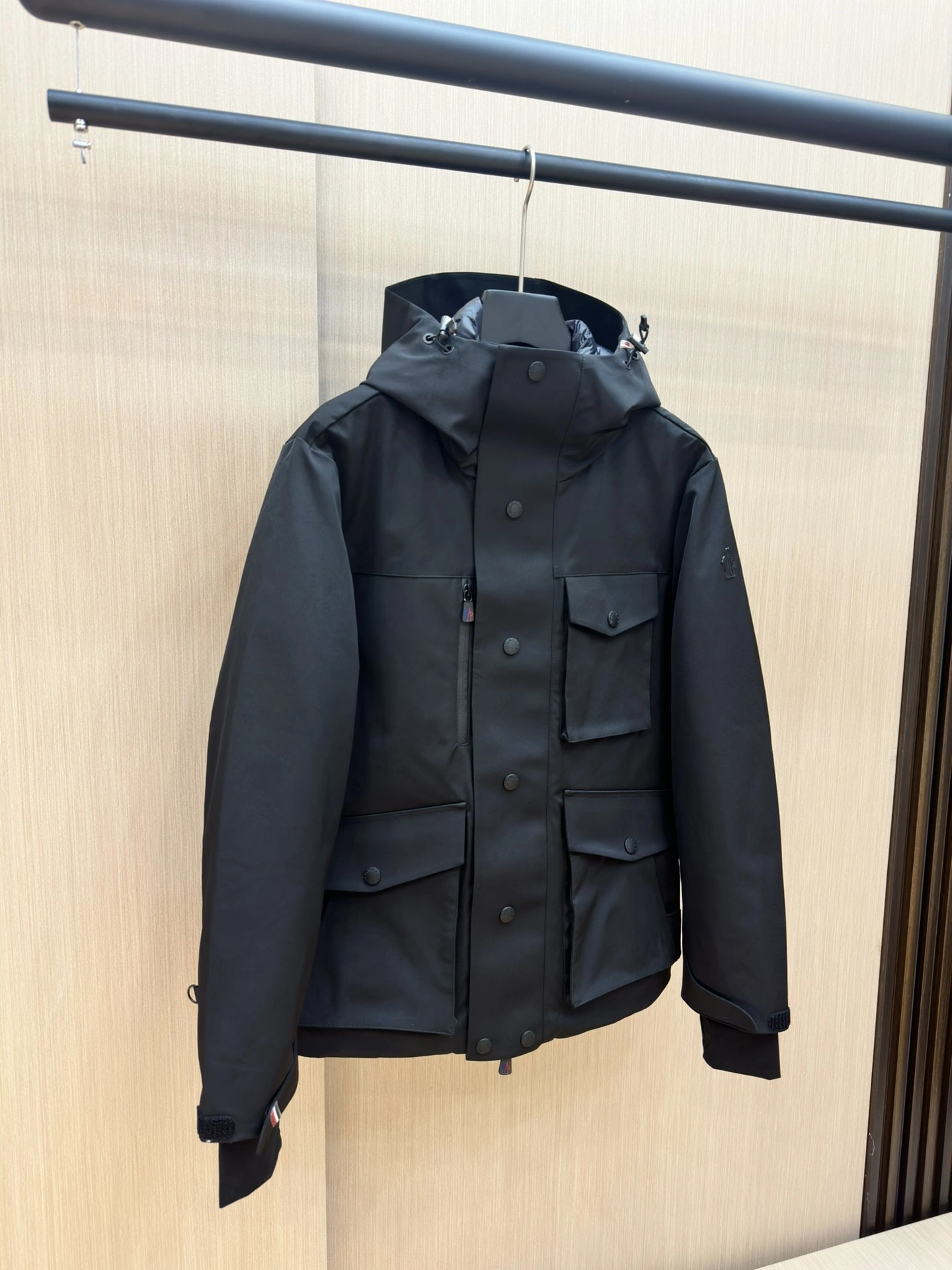 Practical Moncler Down Jackets 145833