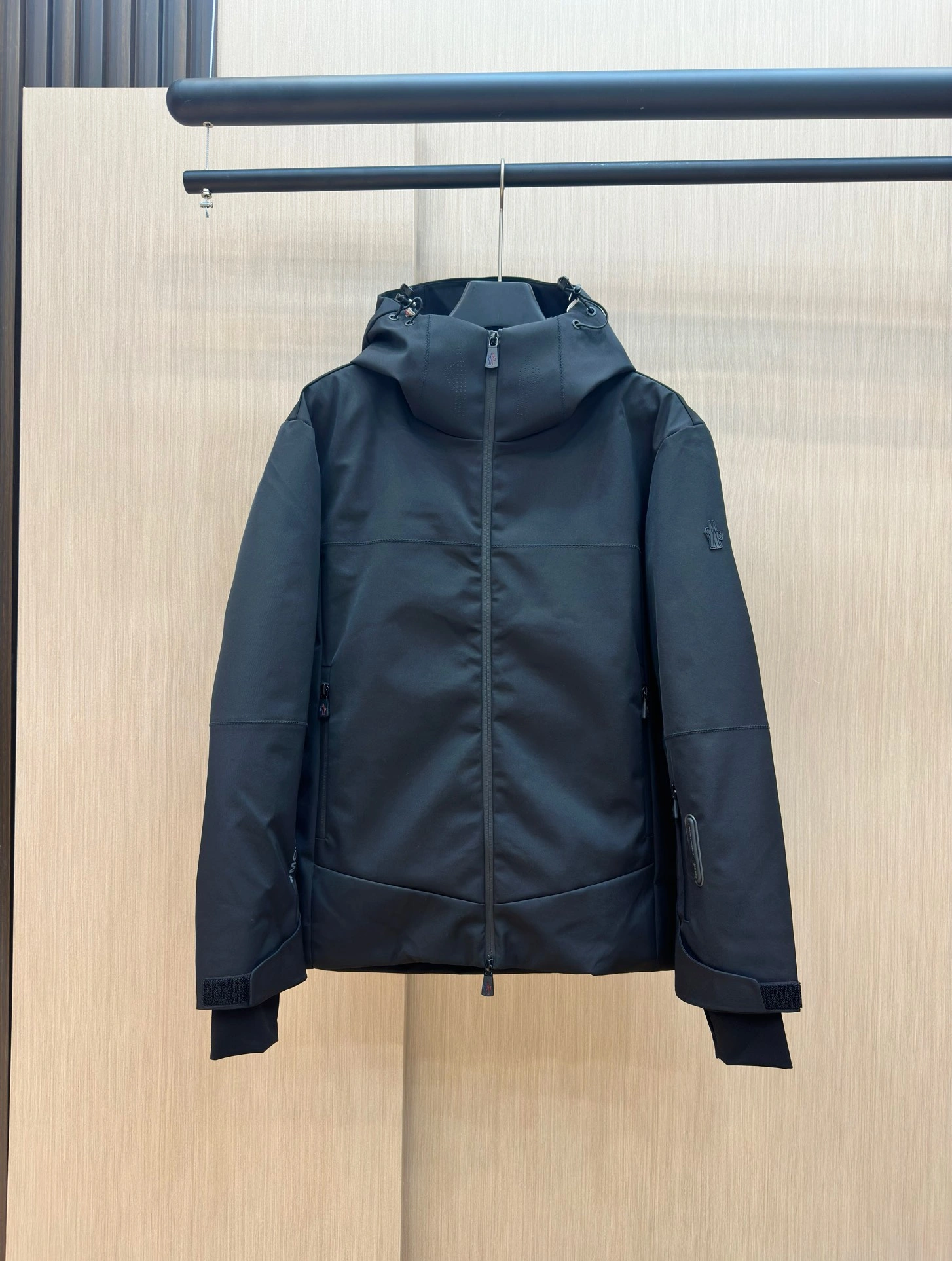 Timeless Moncler Down Jackets 145832