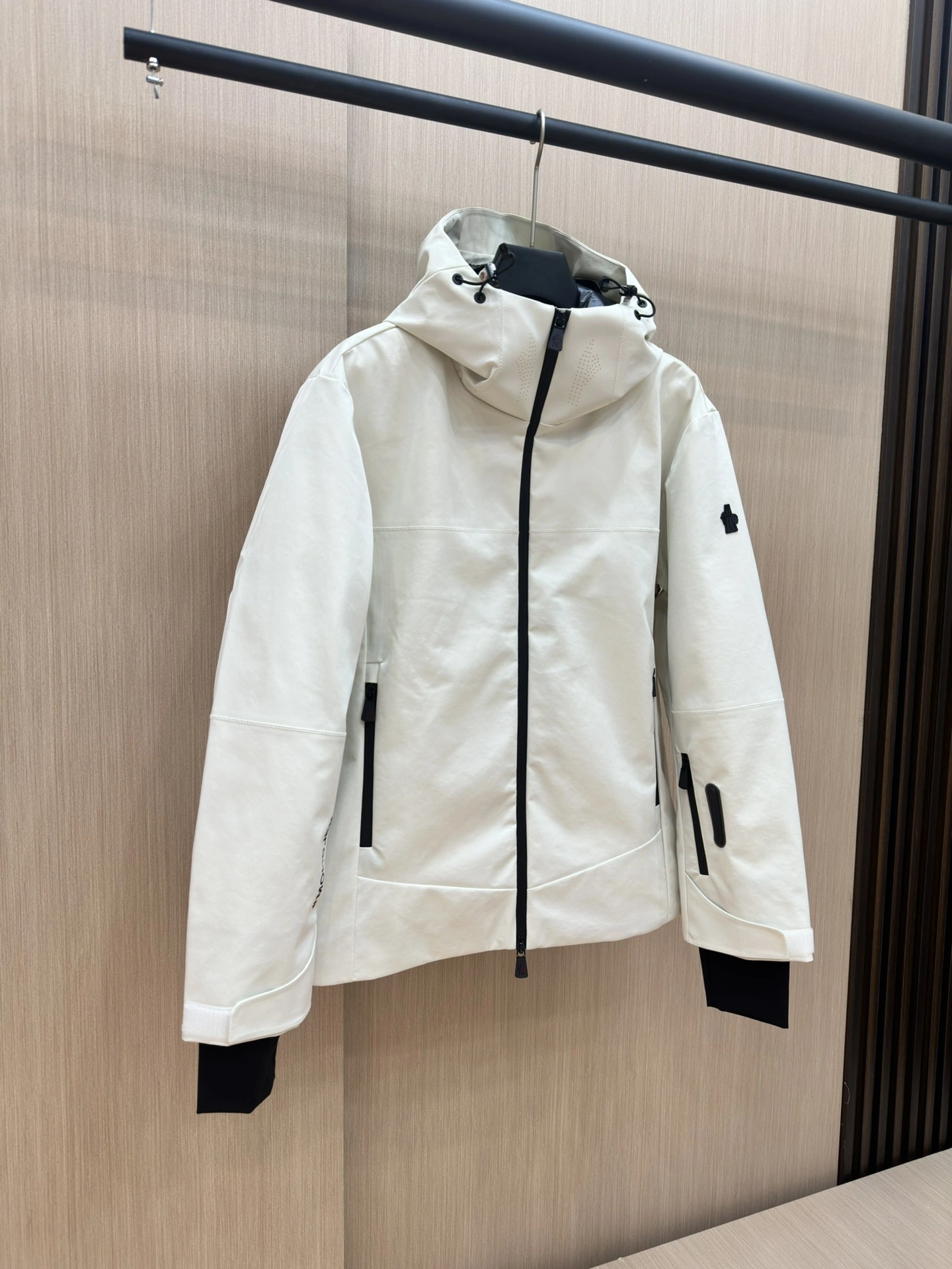 Comfortable Moncler Down Jackets 145836