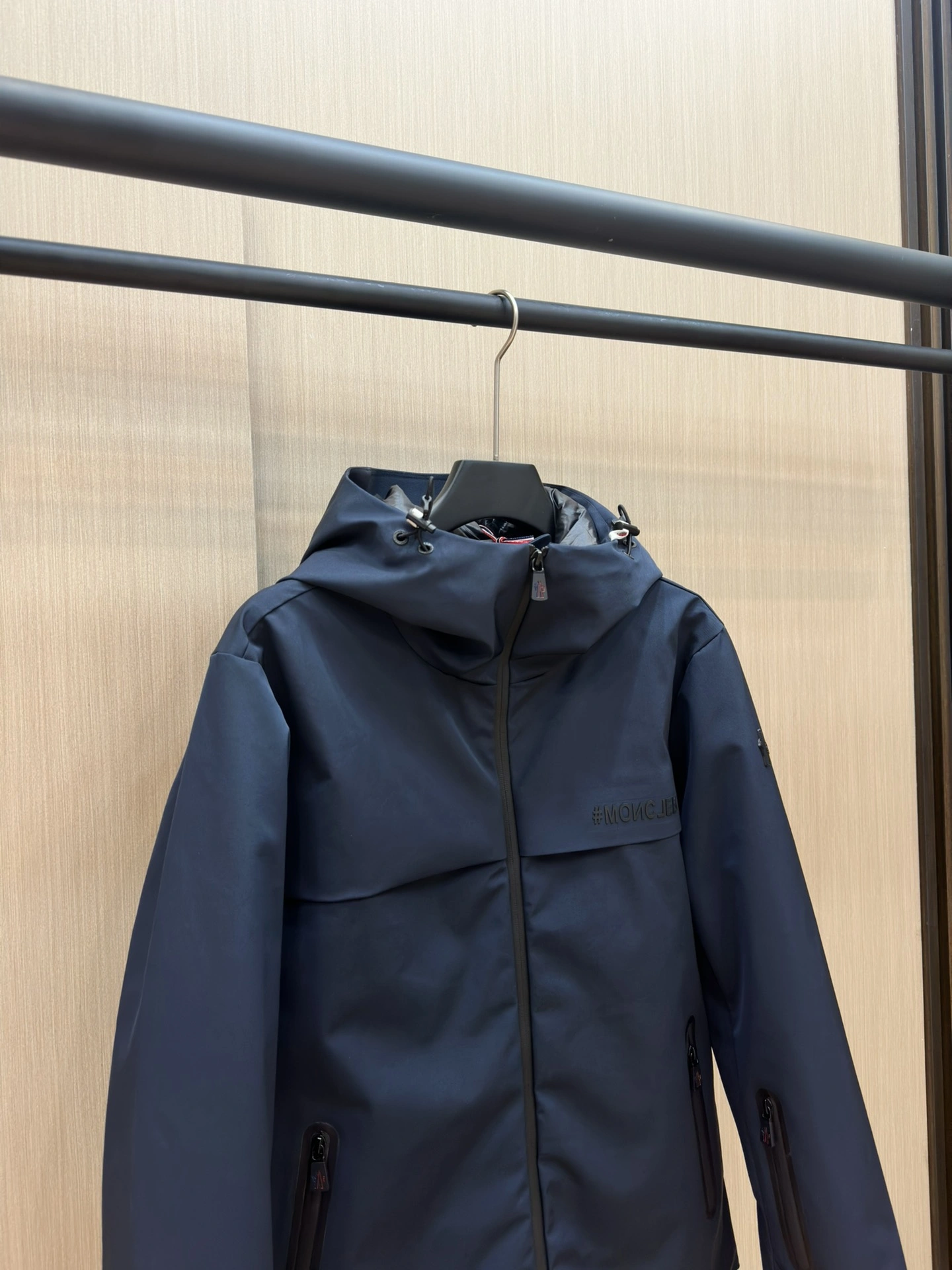 Moncler Down Jackets ComfortFit 145821