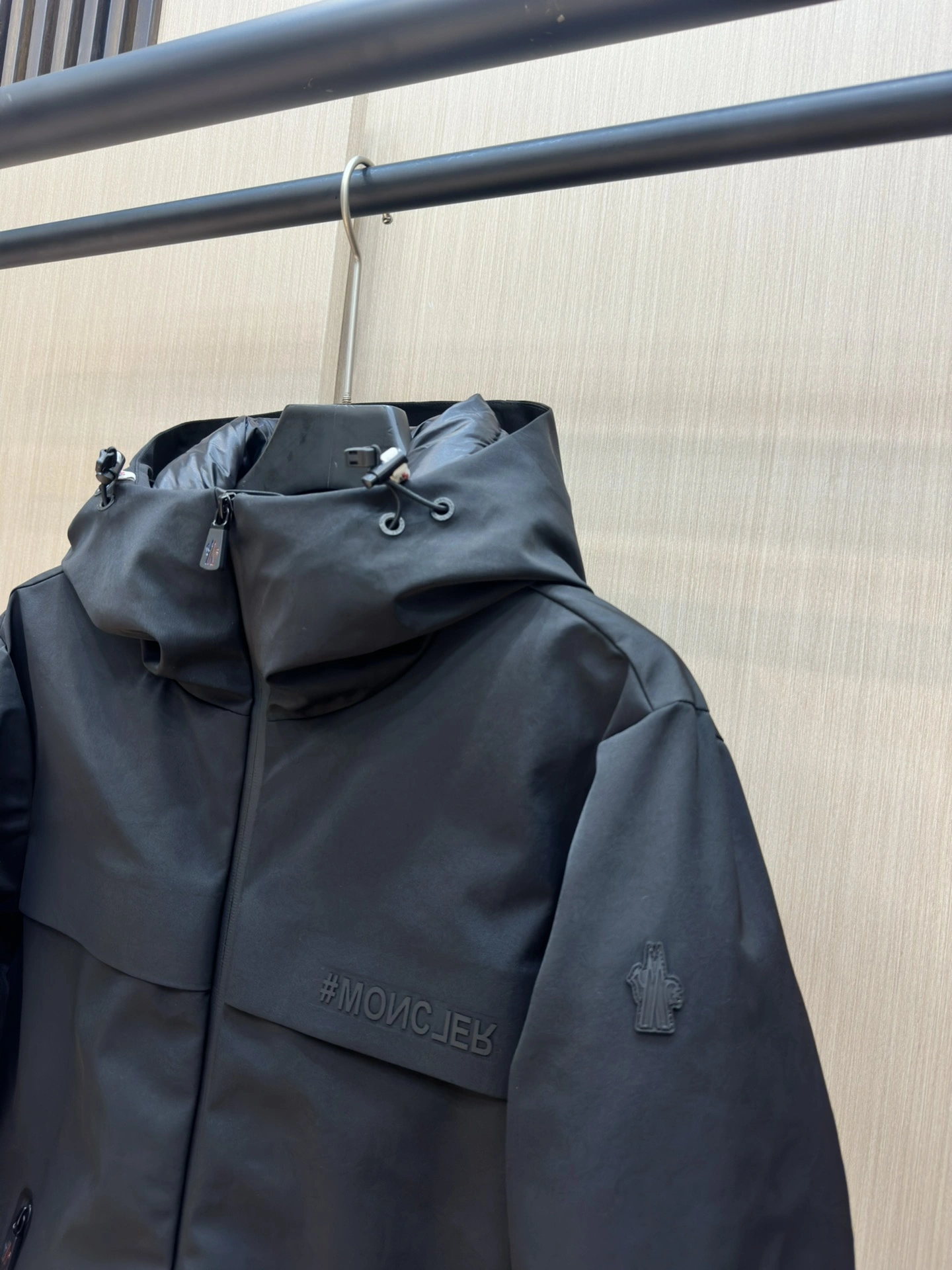 ModernLook Moncler Down Jackets 145841