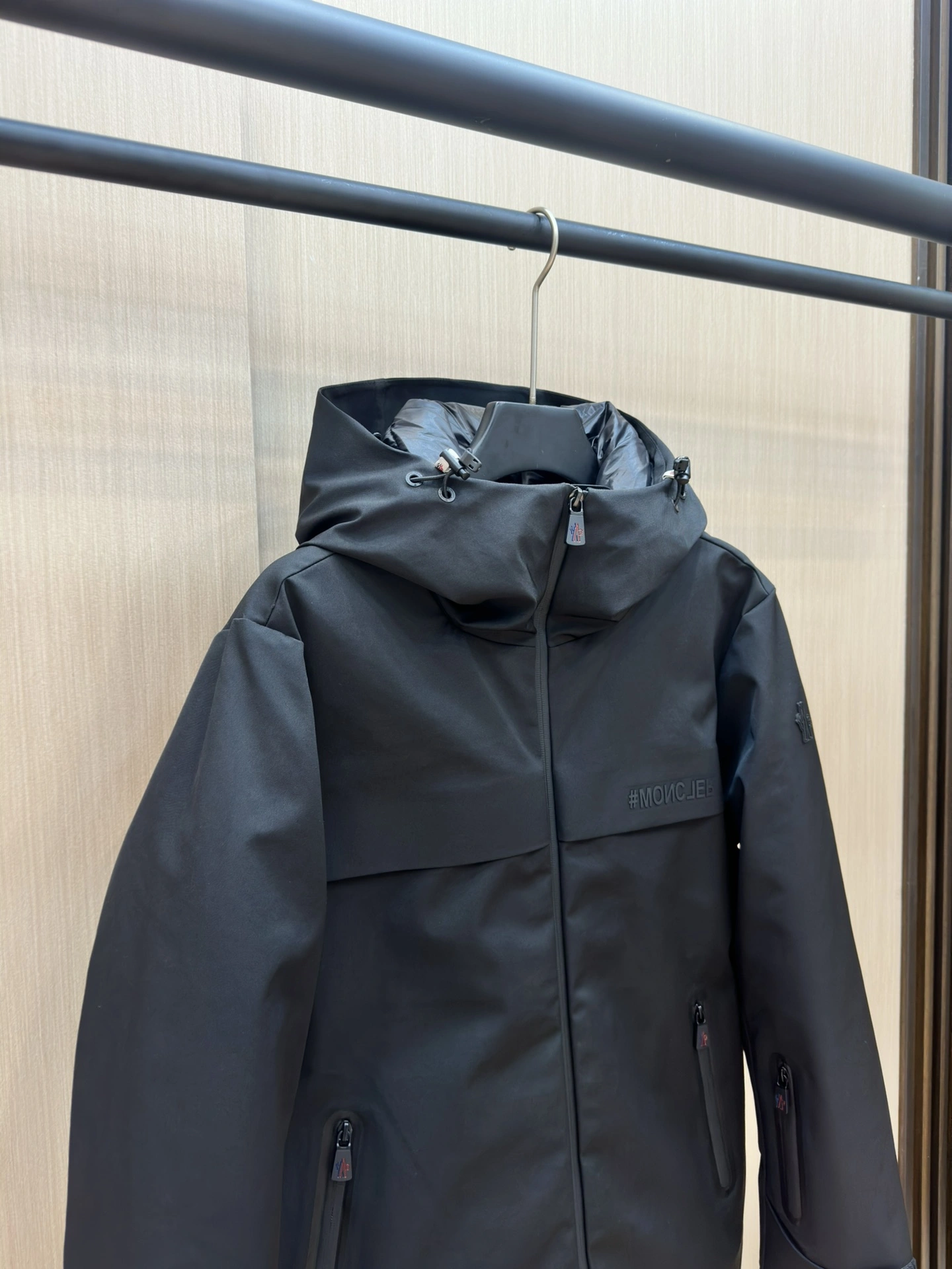 ModernLook Moncler Down Jackets 145841