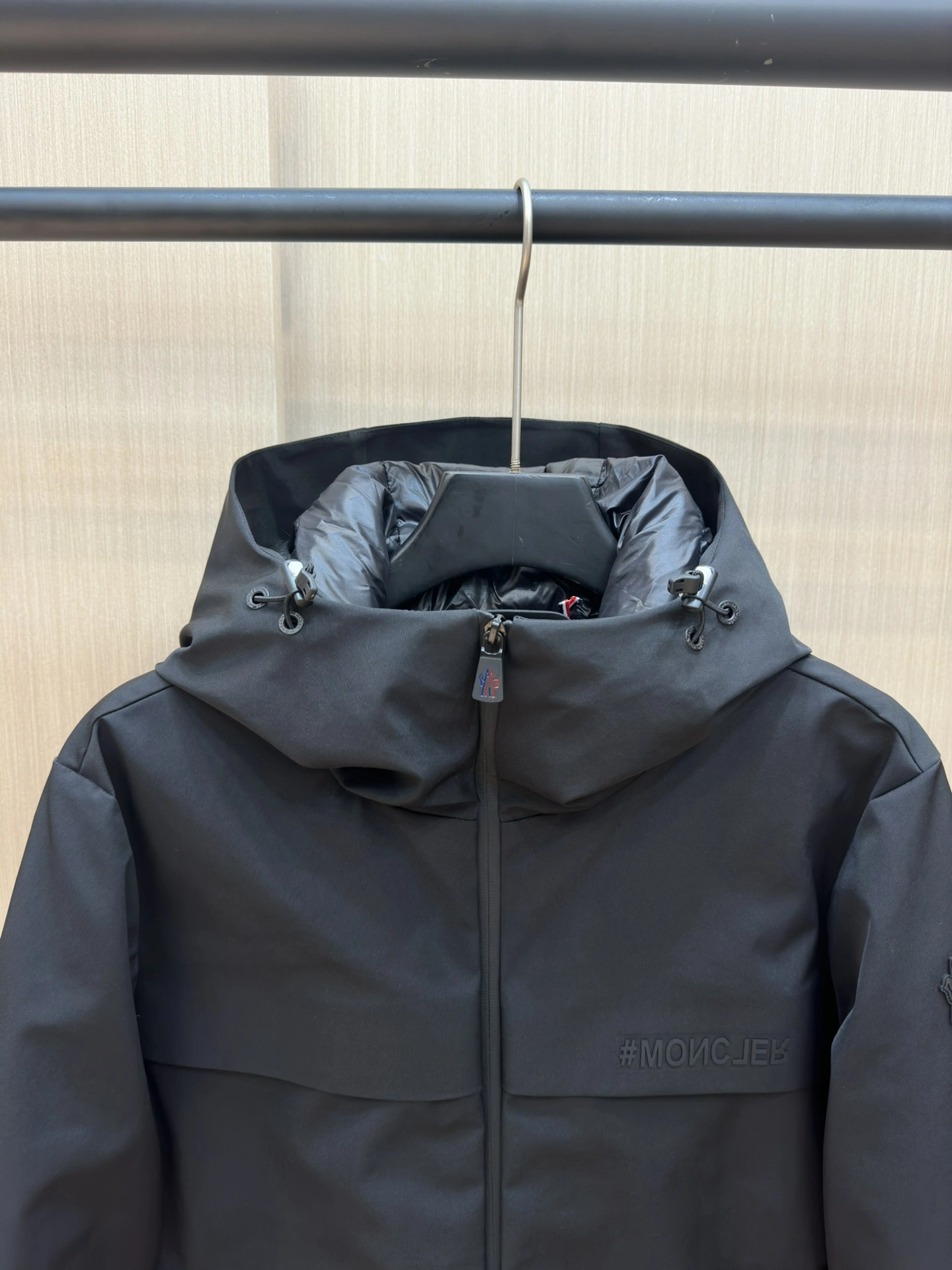 ModernLook Moncler Down Jackets 145841