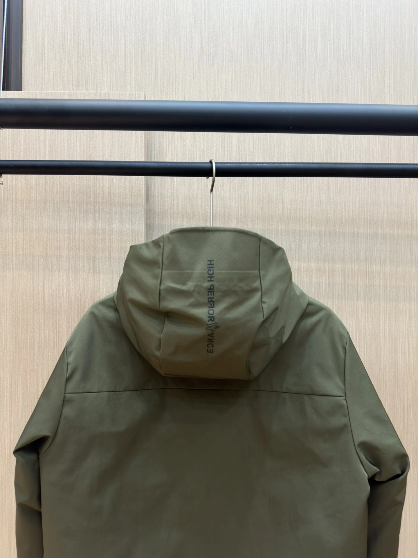 QuickDry Moncler Down Jackets 145838