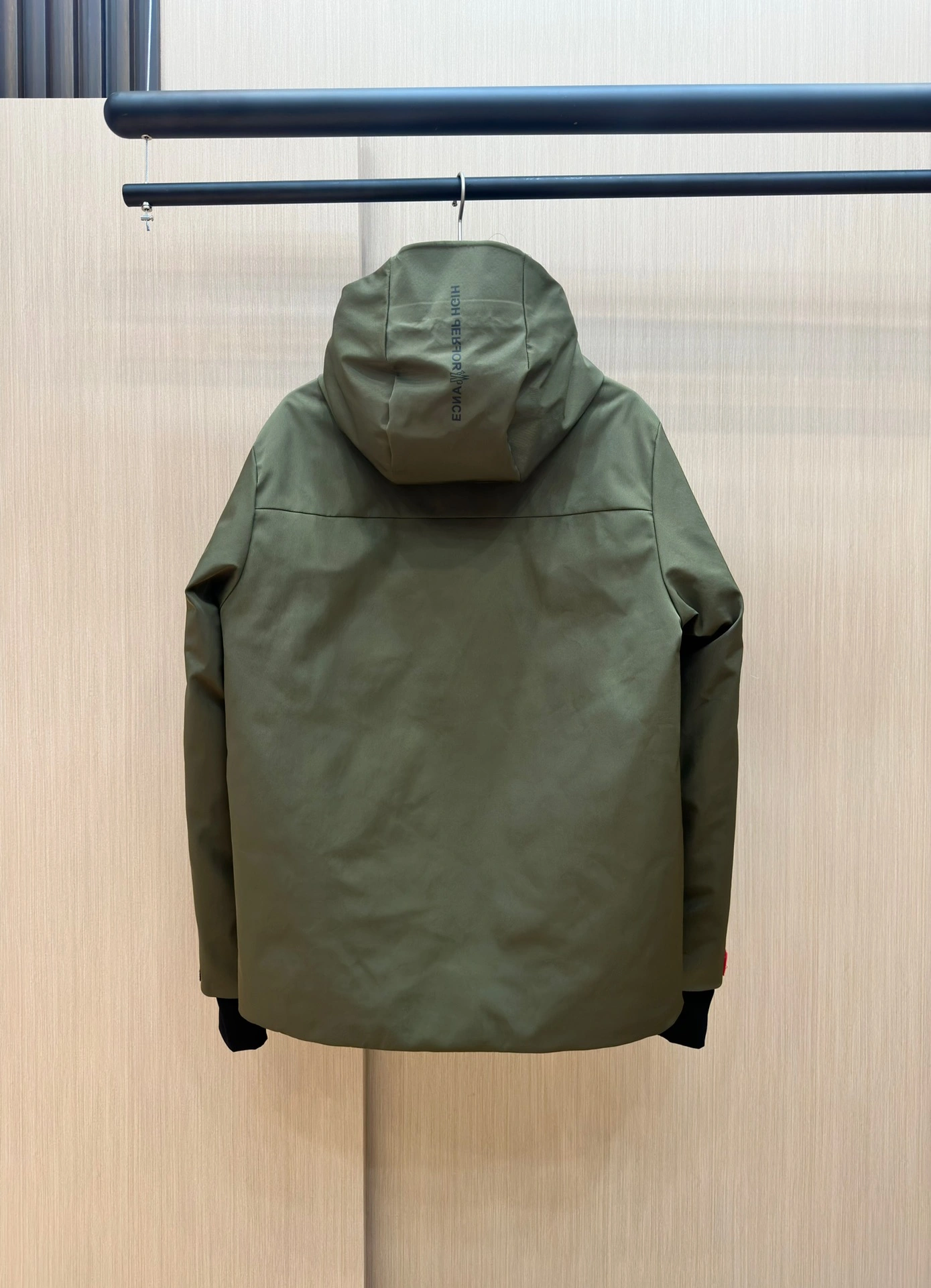 QuickDry Moncler Down Jackets 145838