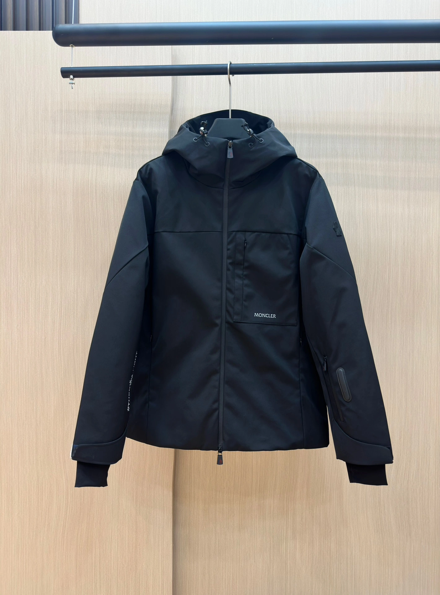 UrbanChic Moncler Down Jackets 145822