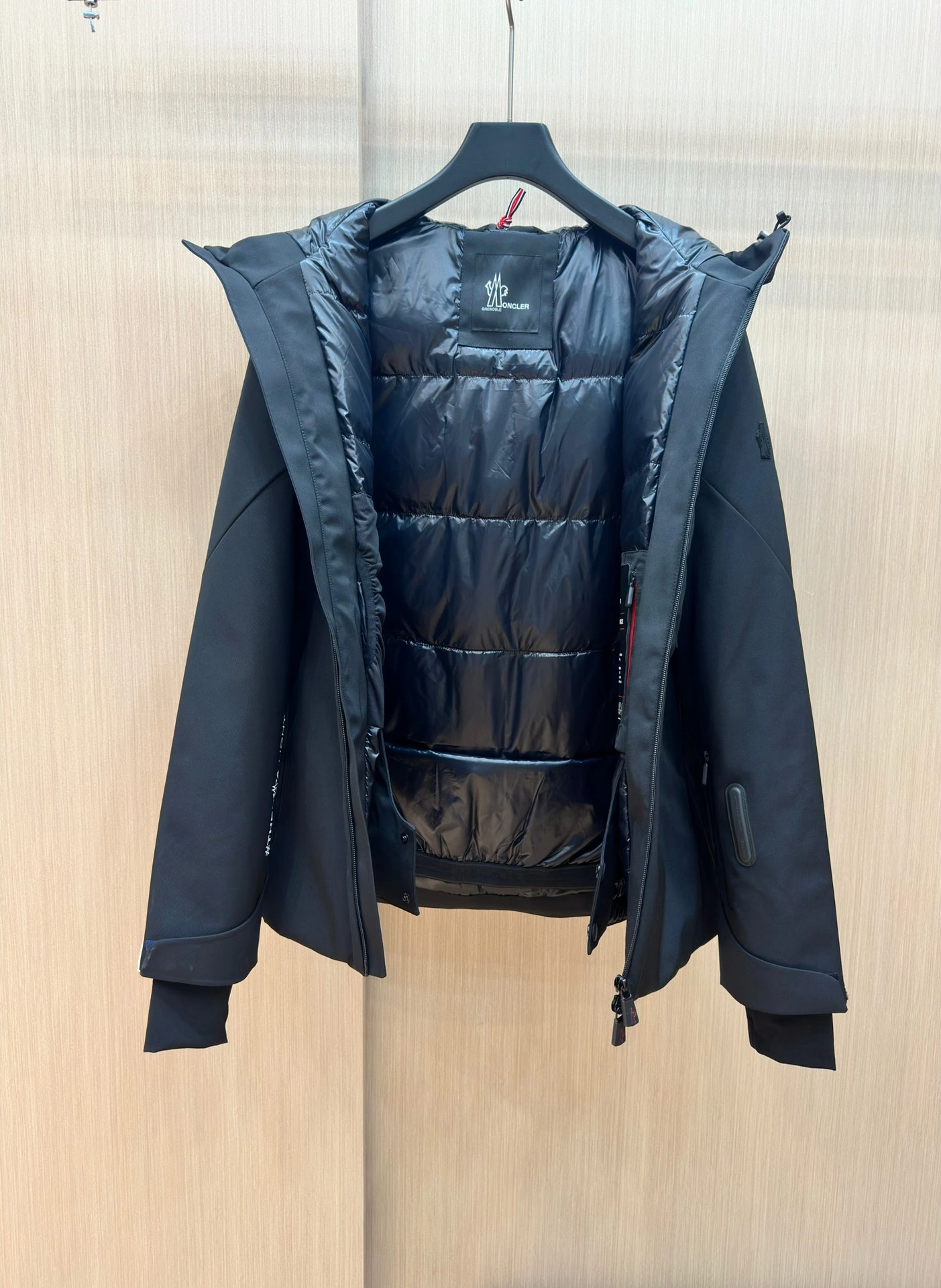UrbanChic Moncler Down Jackets 145822