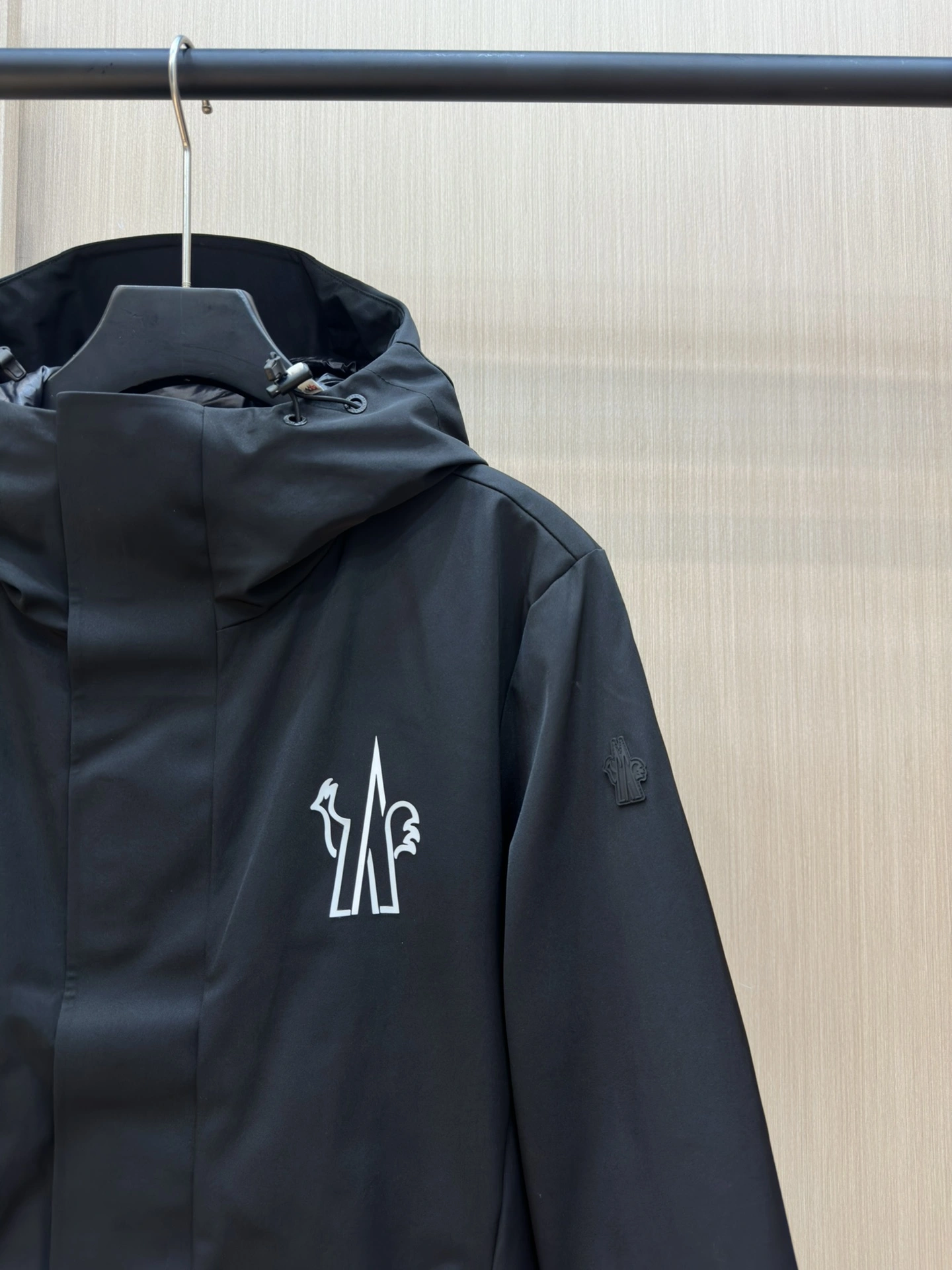 Compact Moncler Down Jackets 145823