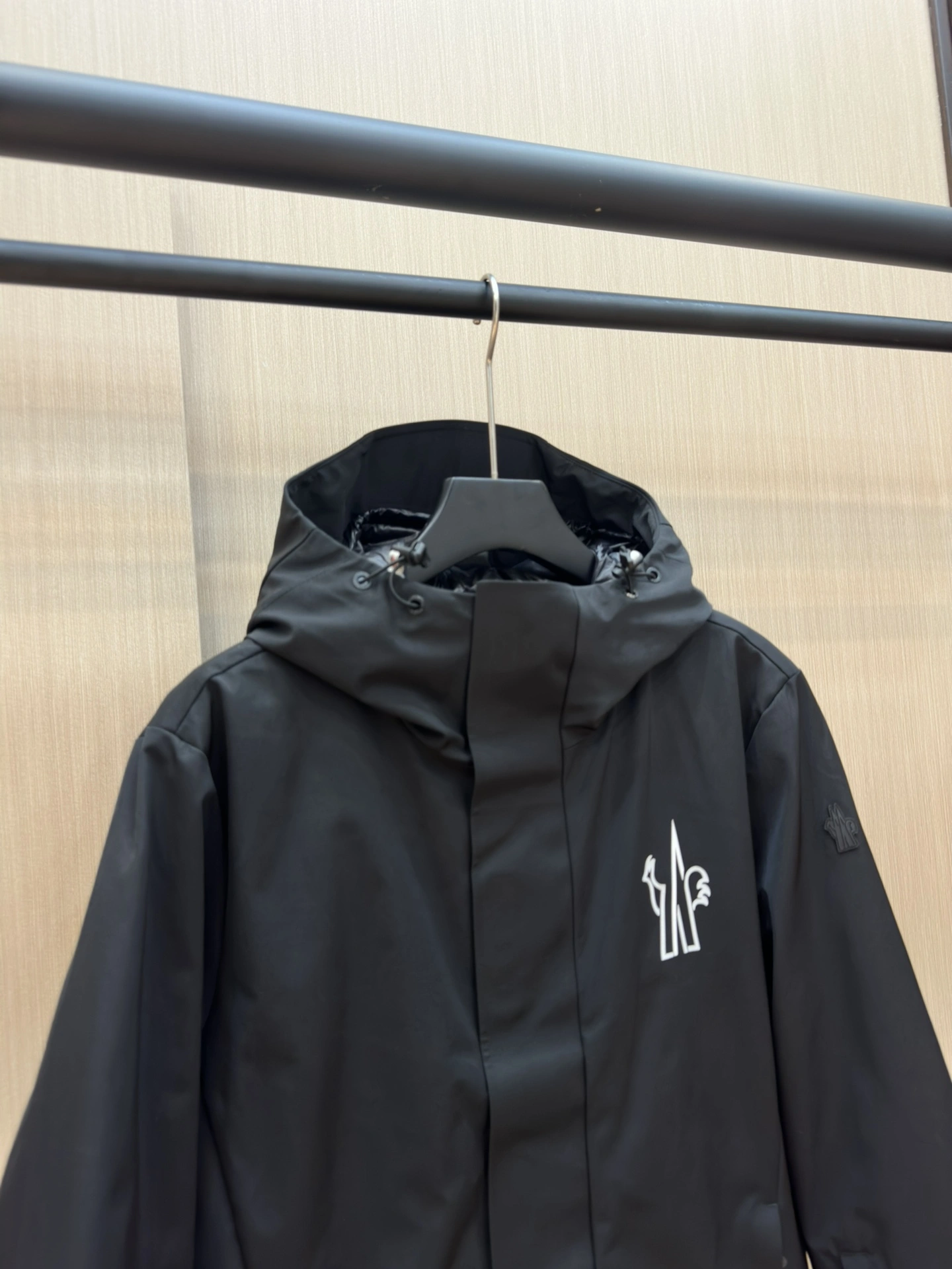 Compact Moncler Down Jackets 145823