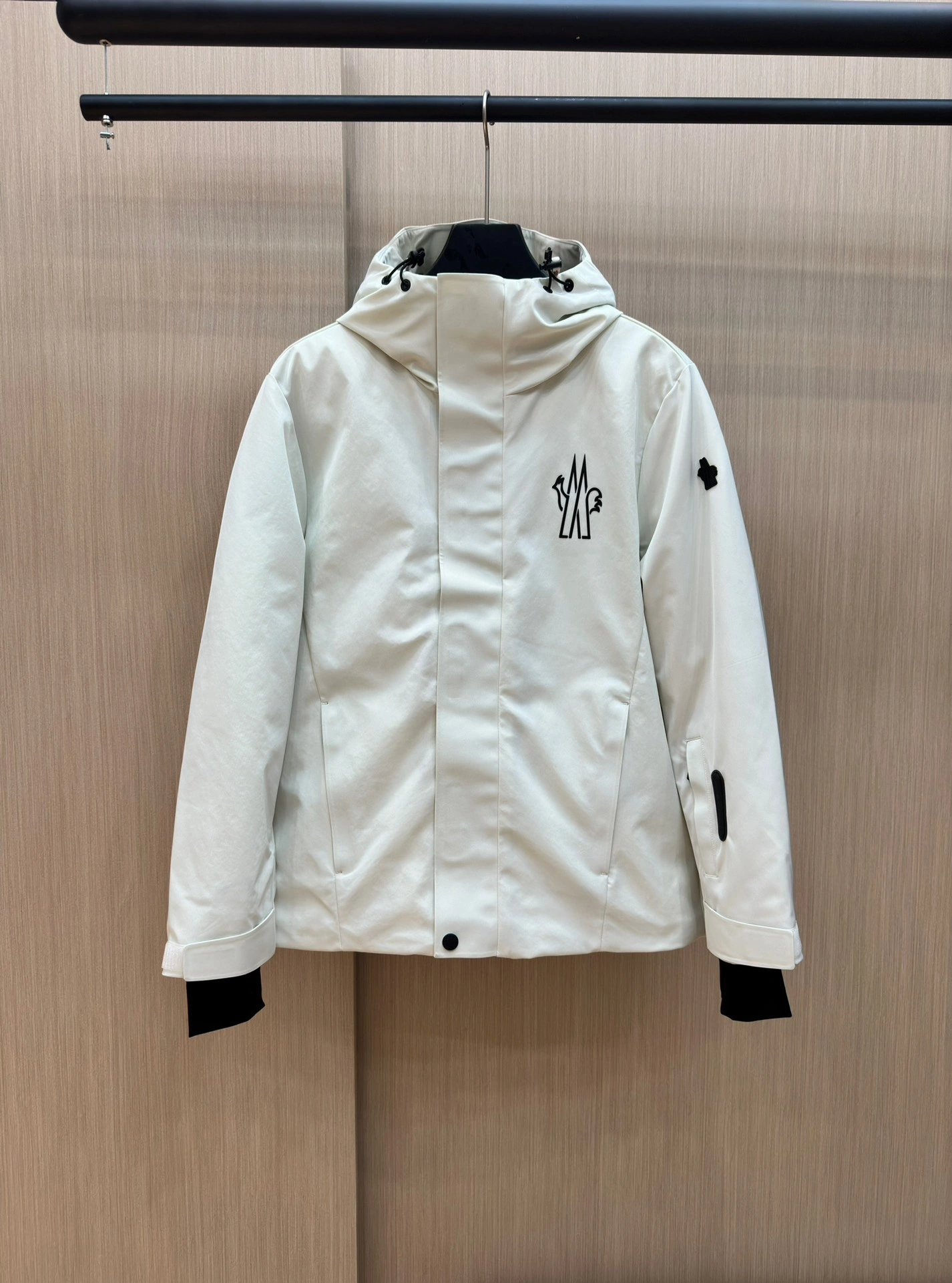 Moncler Down Jackets FastDry 145830