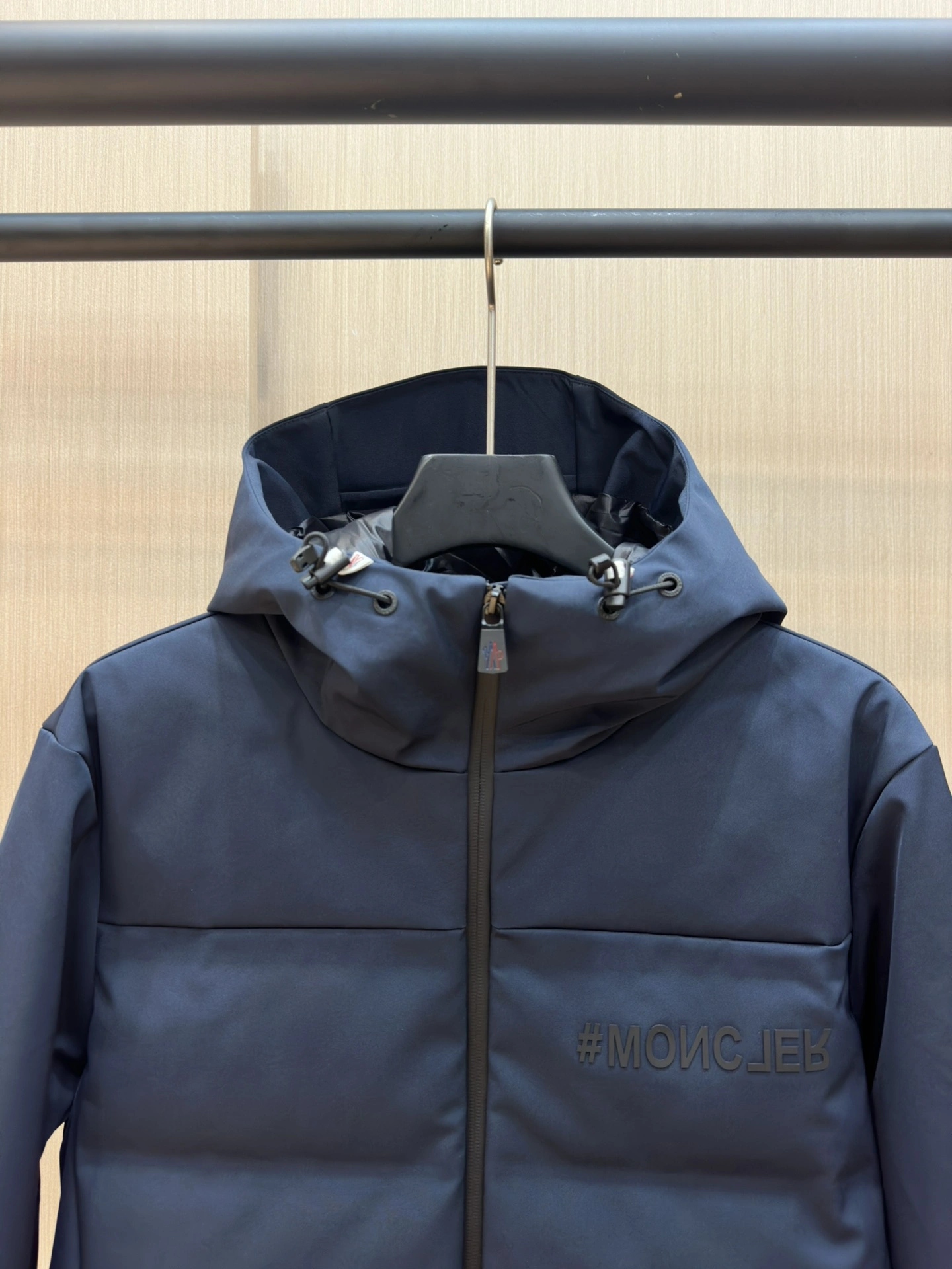 Moncler Down Jackets Chic 145817