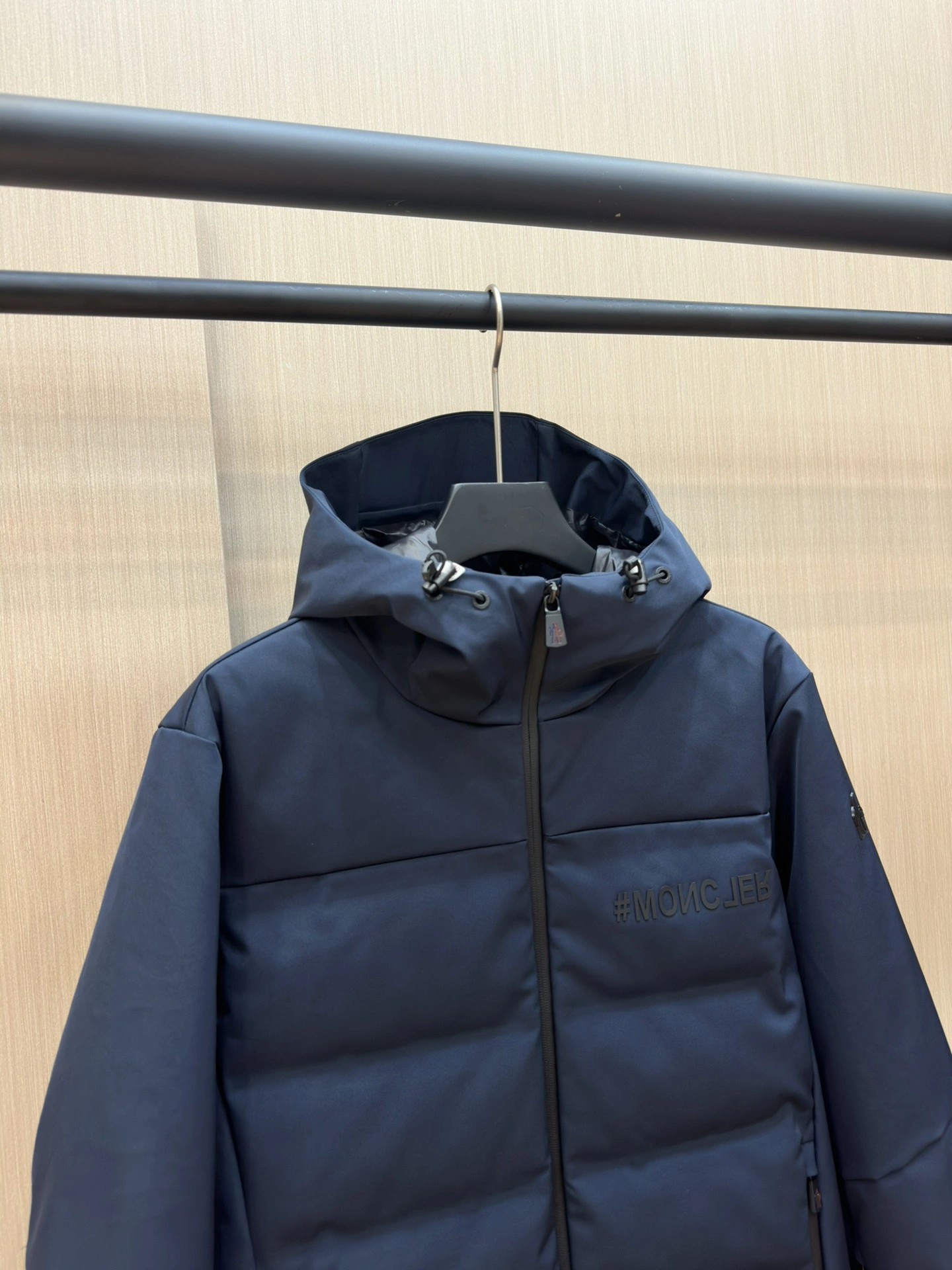 Moncler Down Jackets Chic 145817