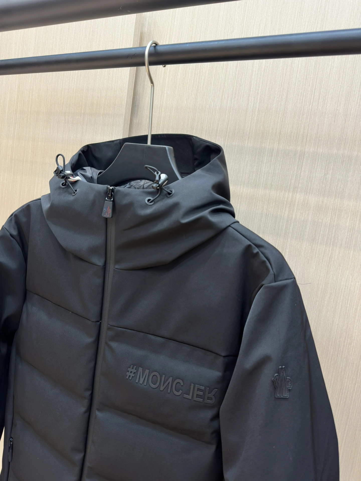 Durable Moncler Down Jackets 145834