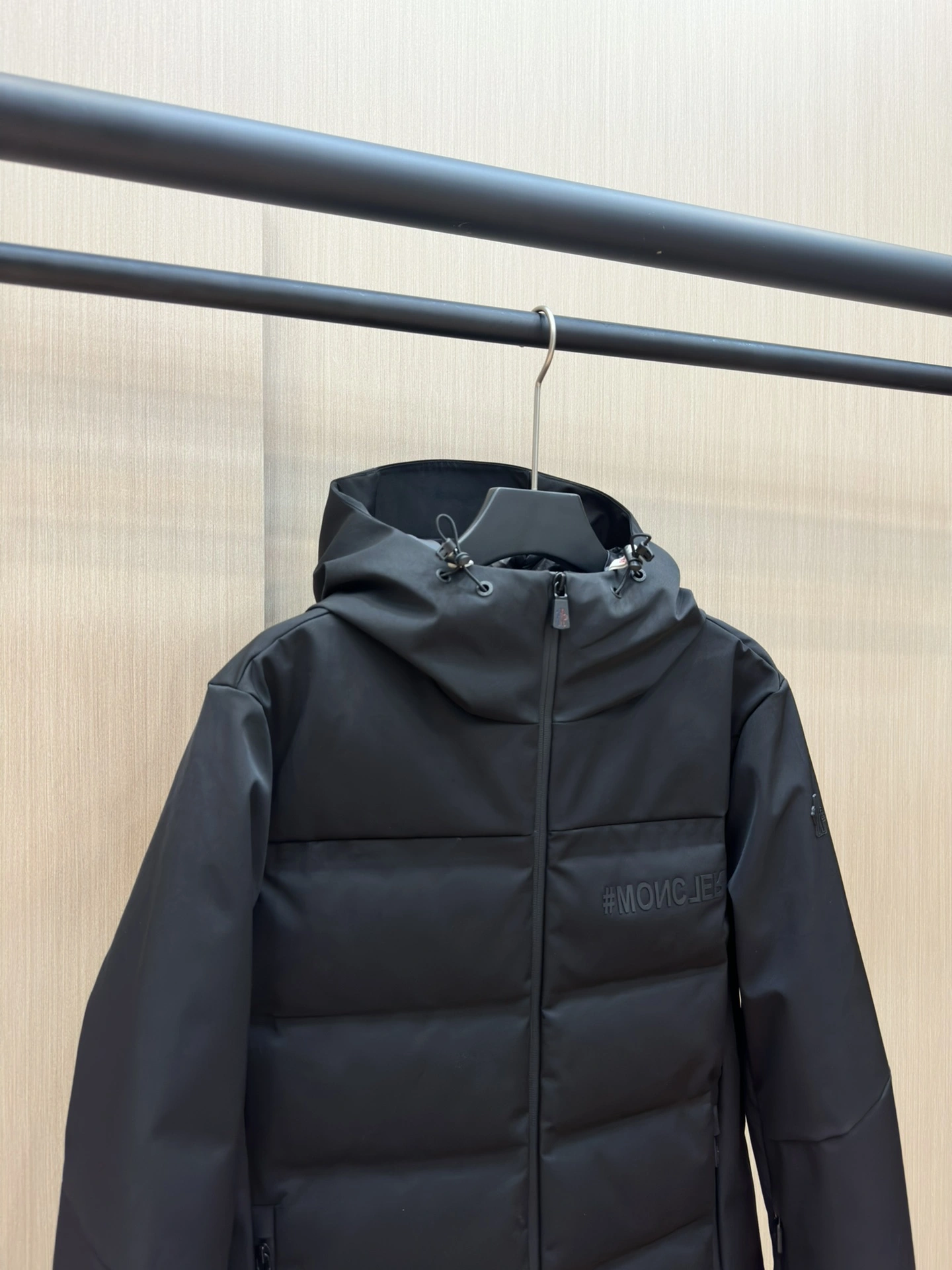 Durable Moncler Down Jackets 145834