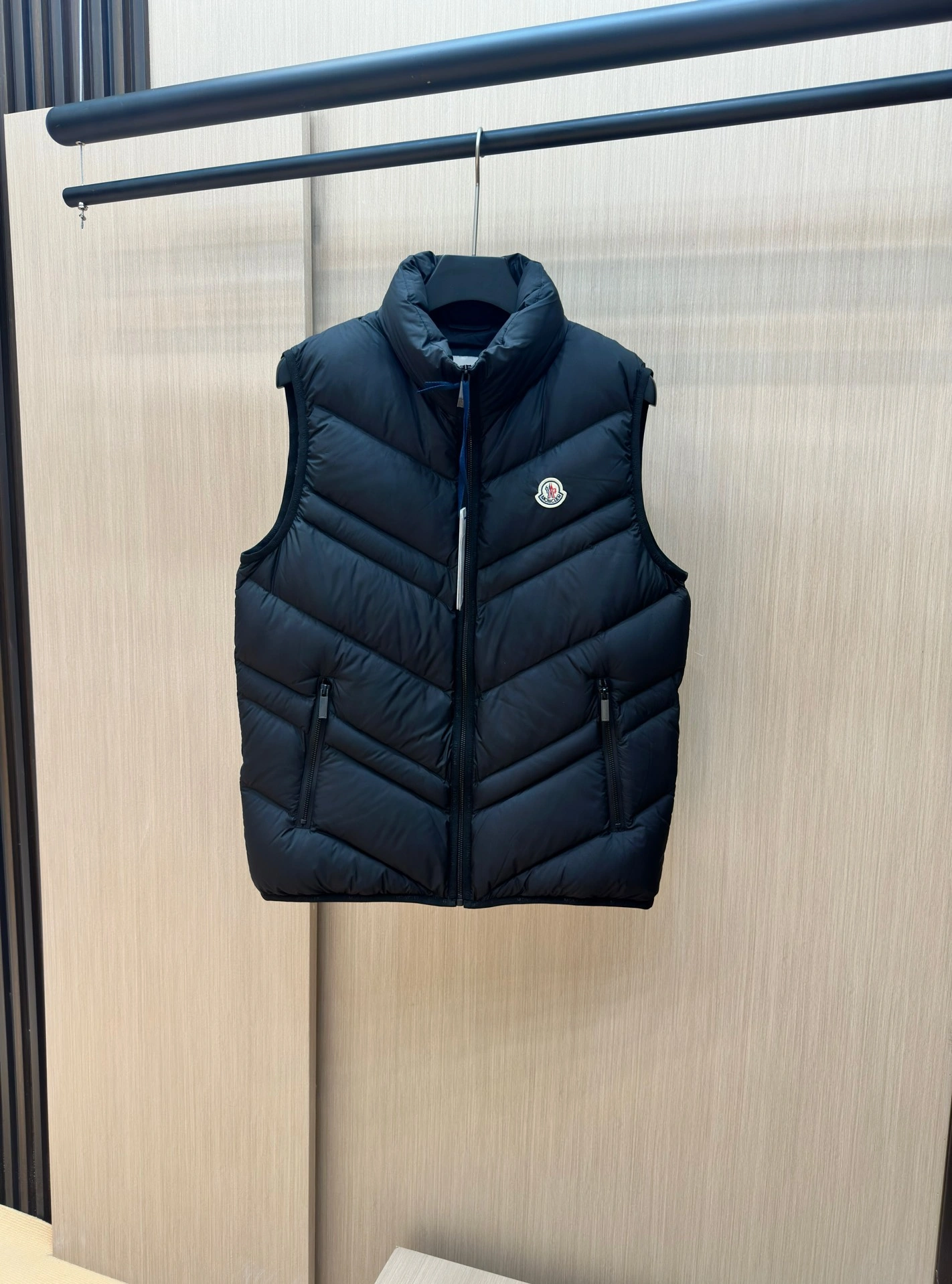 Moncler Down Jackets Resilient 145820