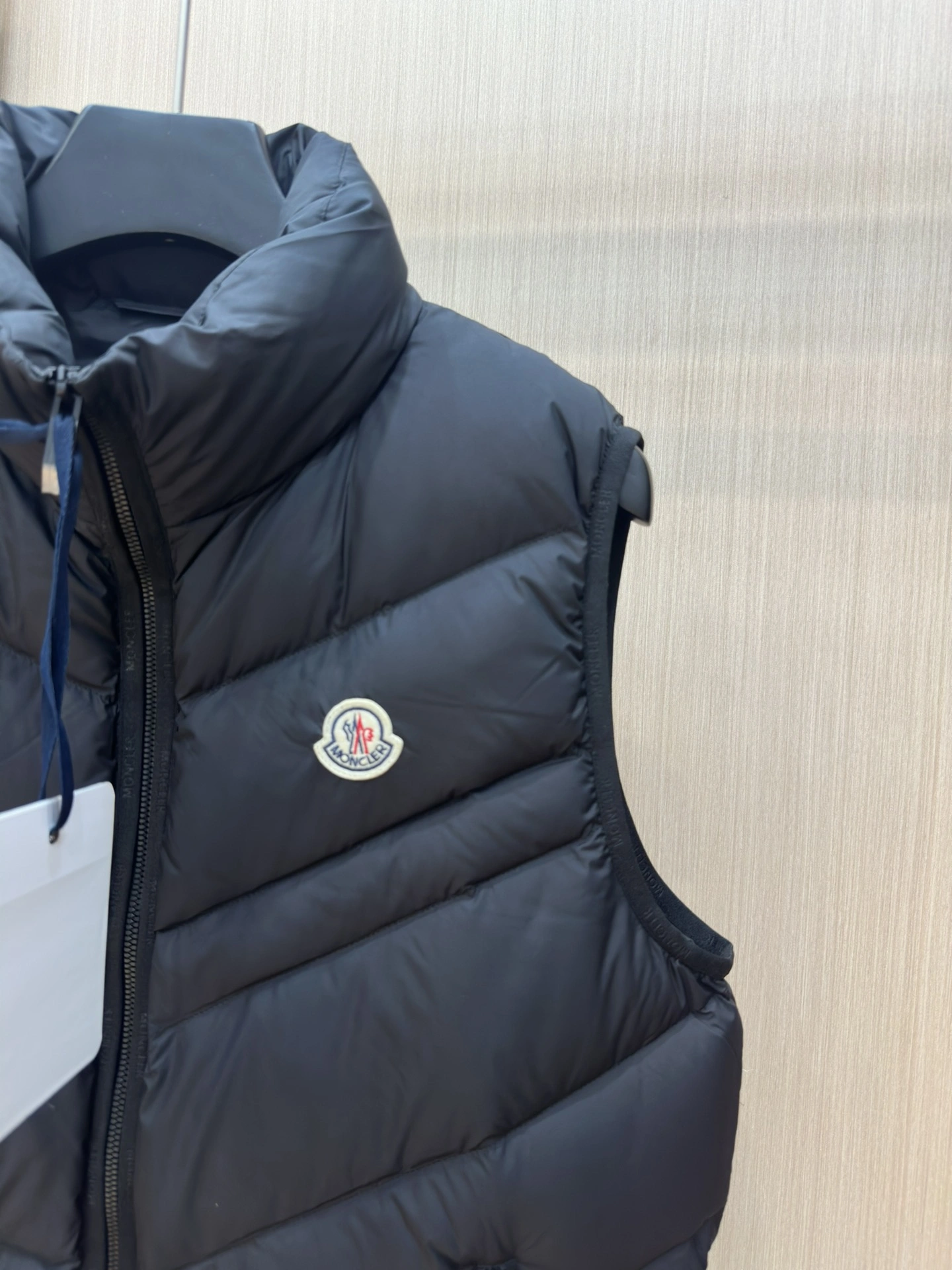 Moncler Down Jackets Resilient 145820