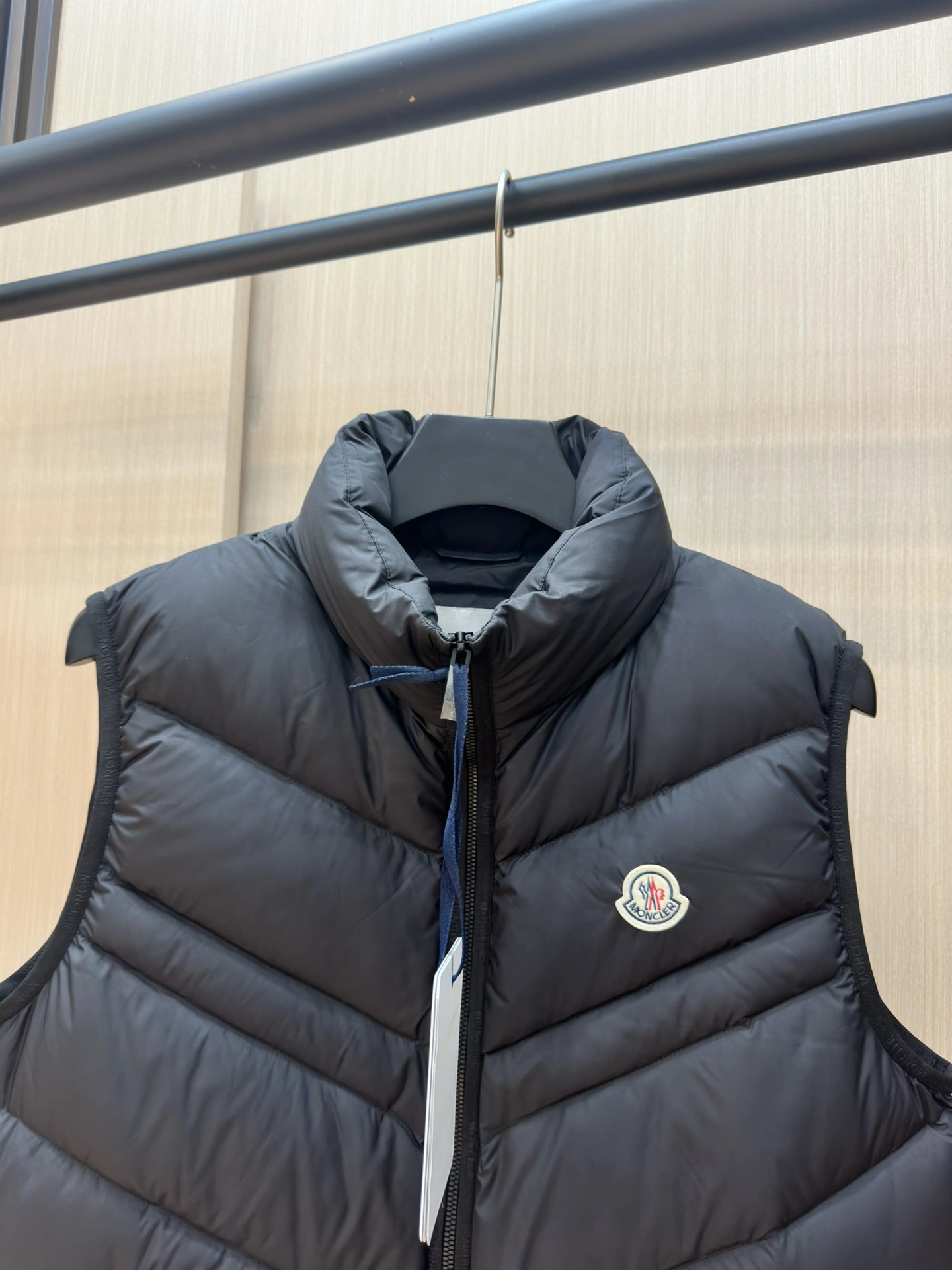 Moncler Down Jackets Resilient 145820