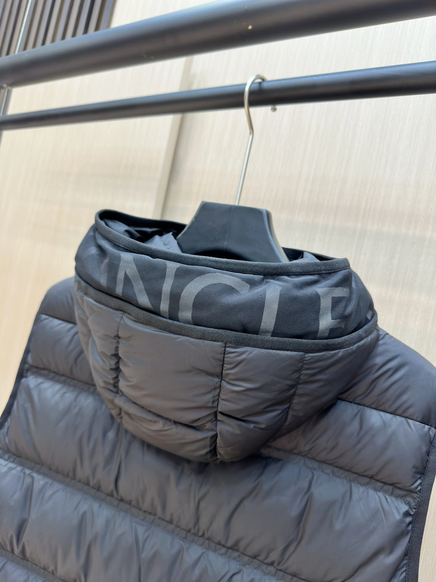 Compact Moncler Down Jackets 145815