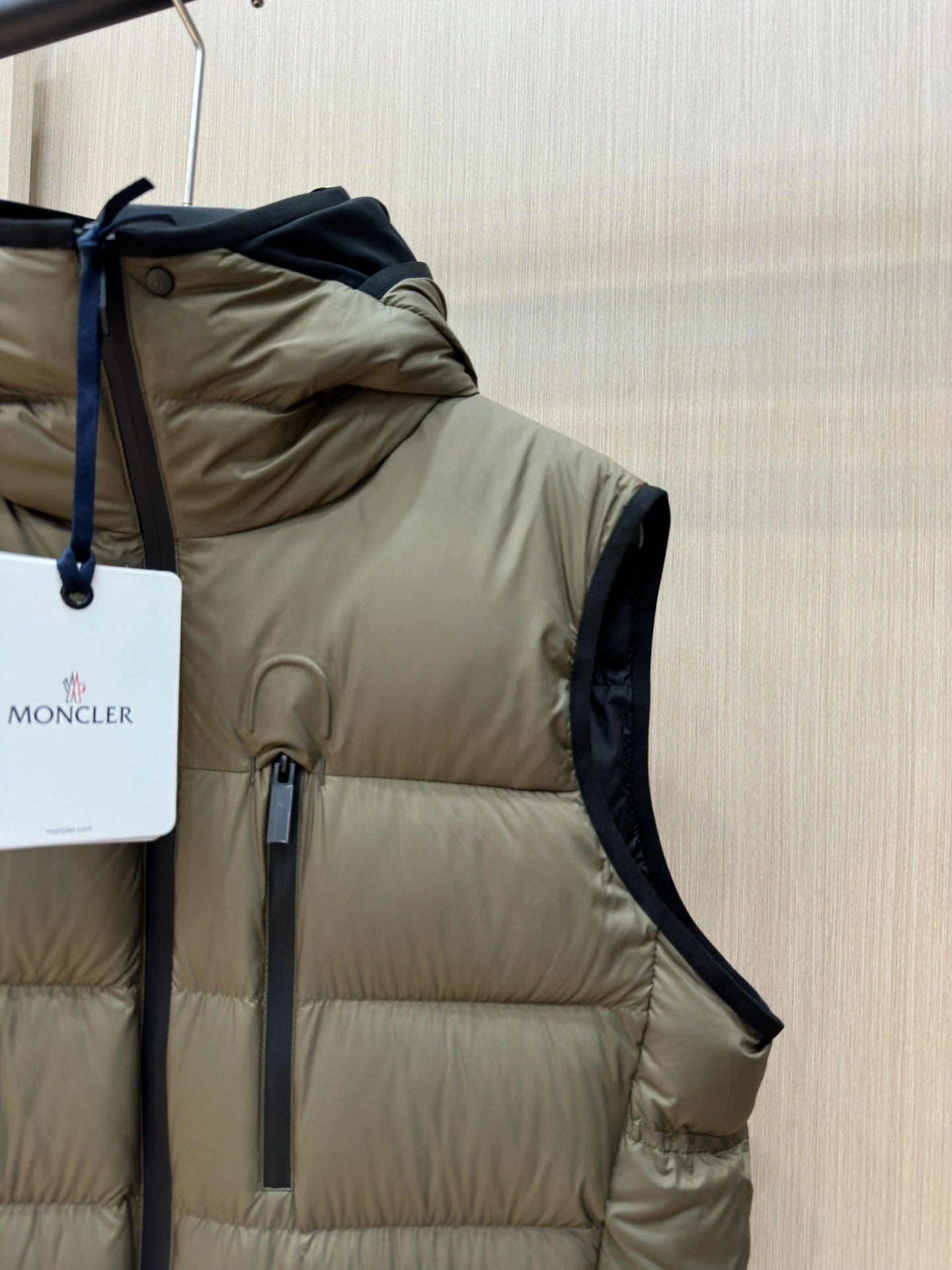 Moncler Down Jackets Affordable 145819