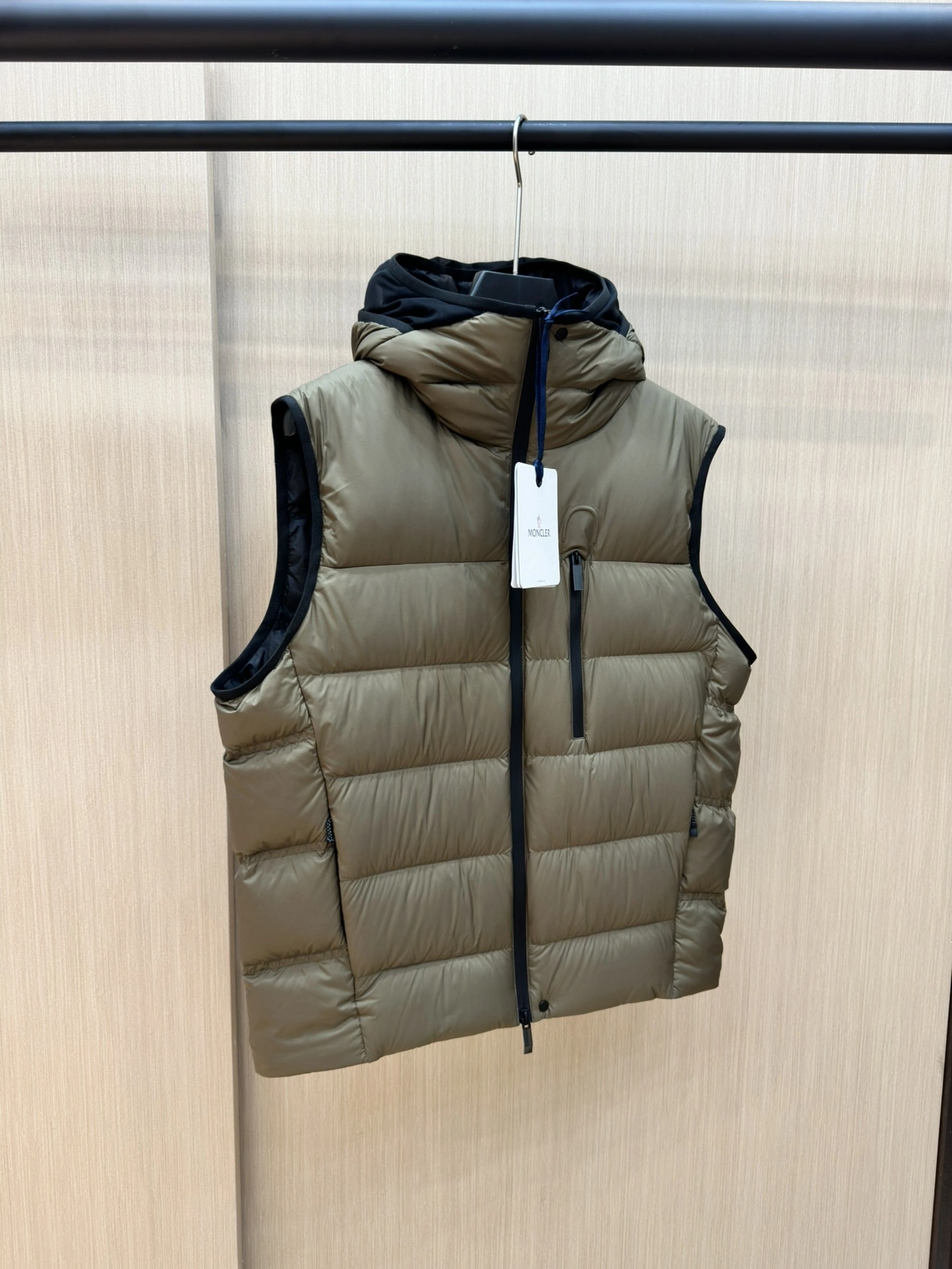 Moncler Down Jackets Affordable 145819