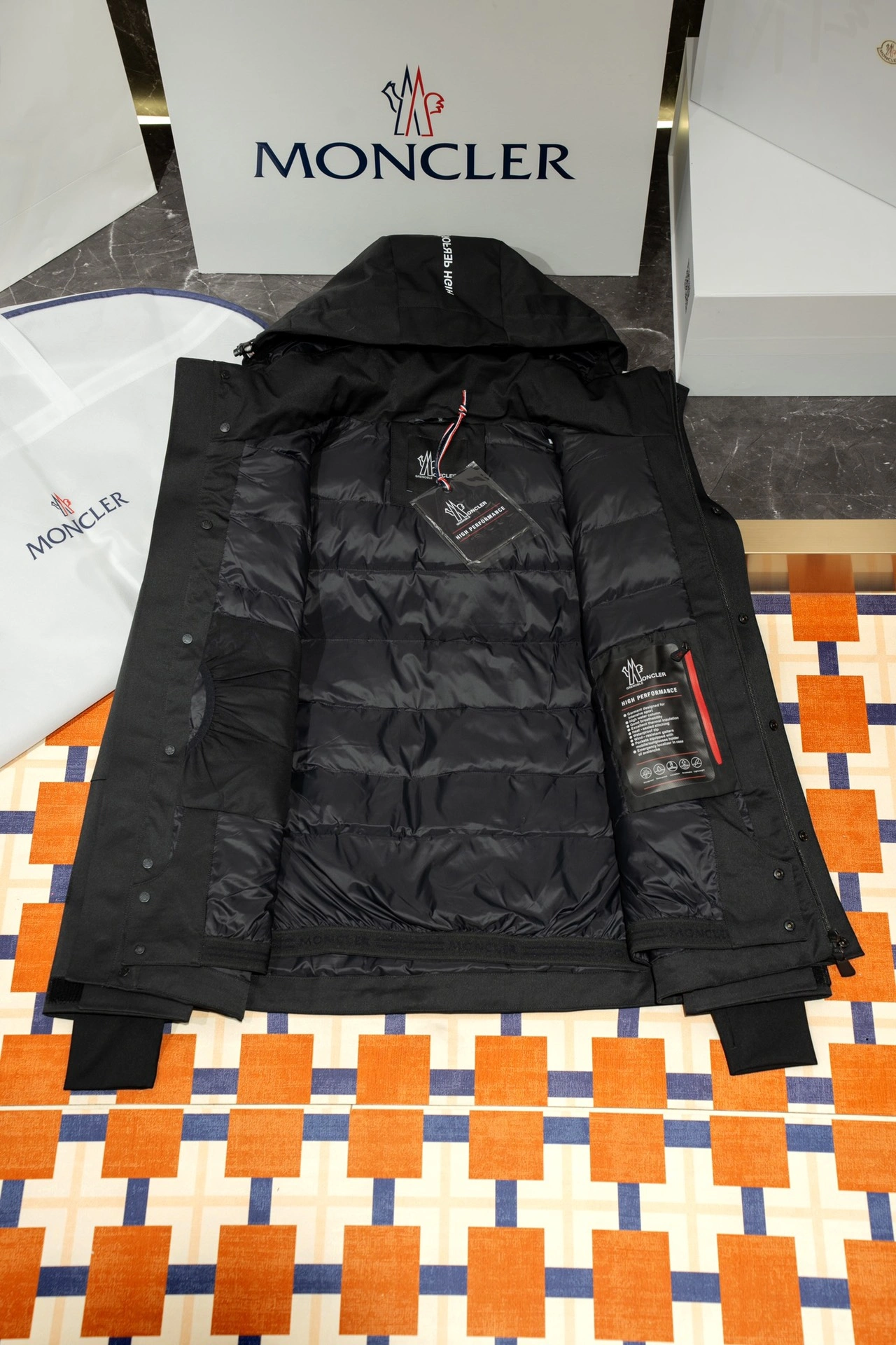 OnTrend Moncler Down Jackets 145813