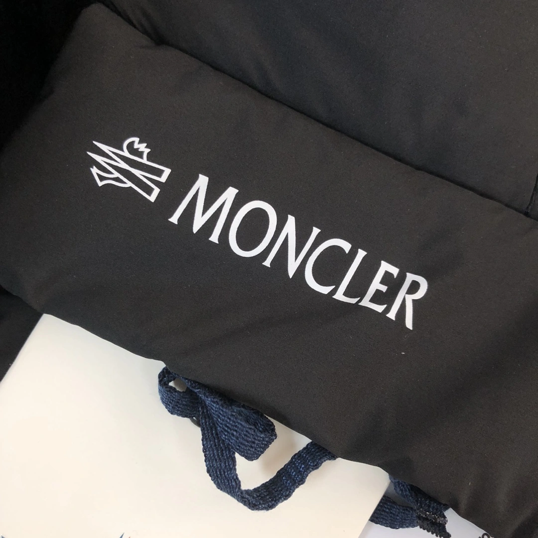Trendy Moncler Down Jackets 145811