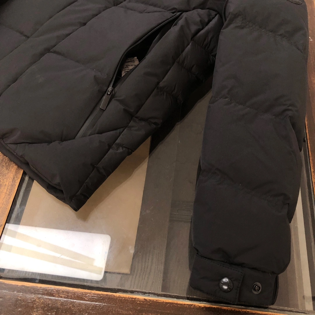 Trendy Moncler Down Jackets 145811