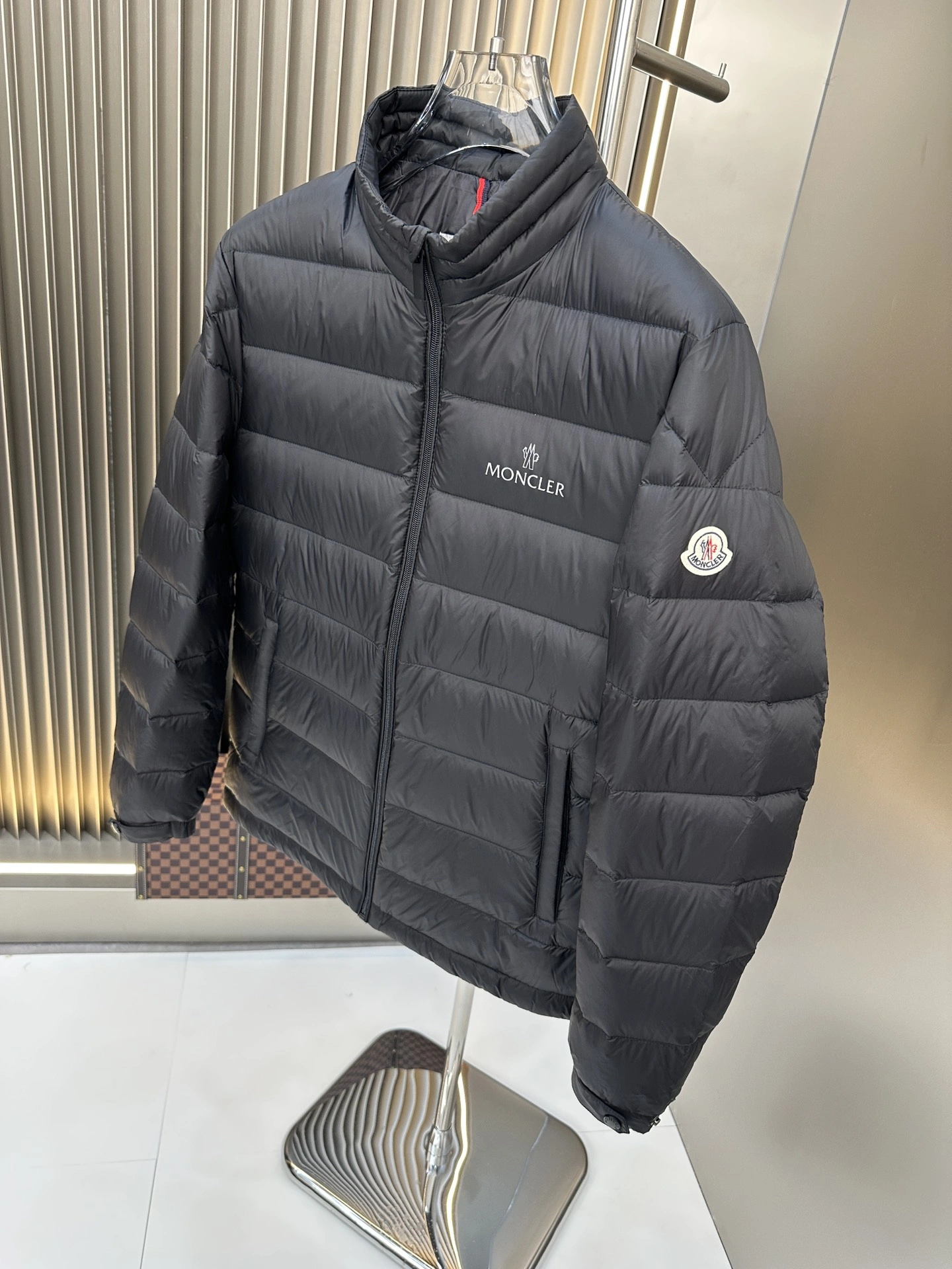 MoistureWicking Moncler Down Jackets 145805