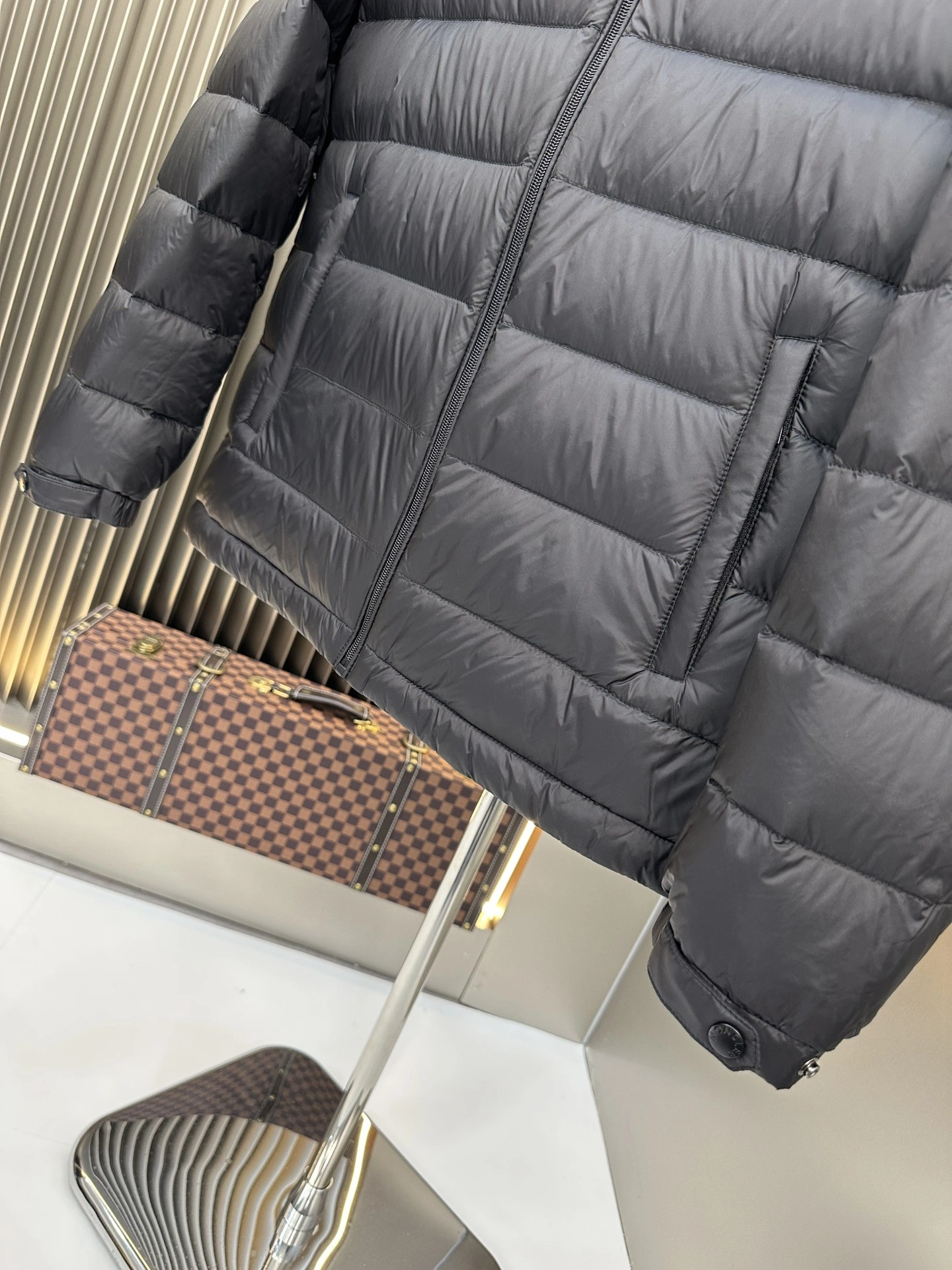 MoistureWicking Moncler Down Jackets 145805